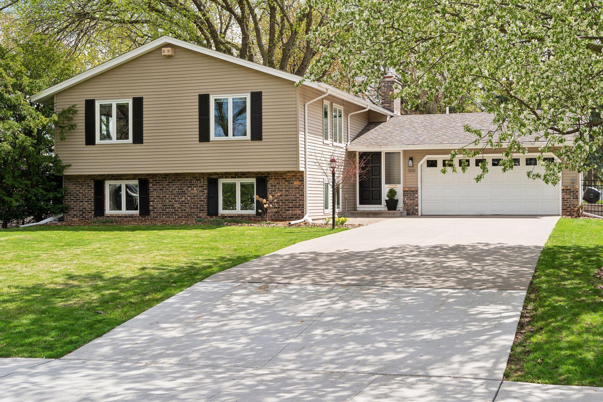 View of Residential at 5221 56th Street, Edina MN 55436, Edina - Mike Wilen | Minnesota Team Real Estate