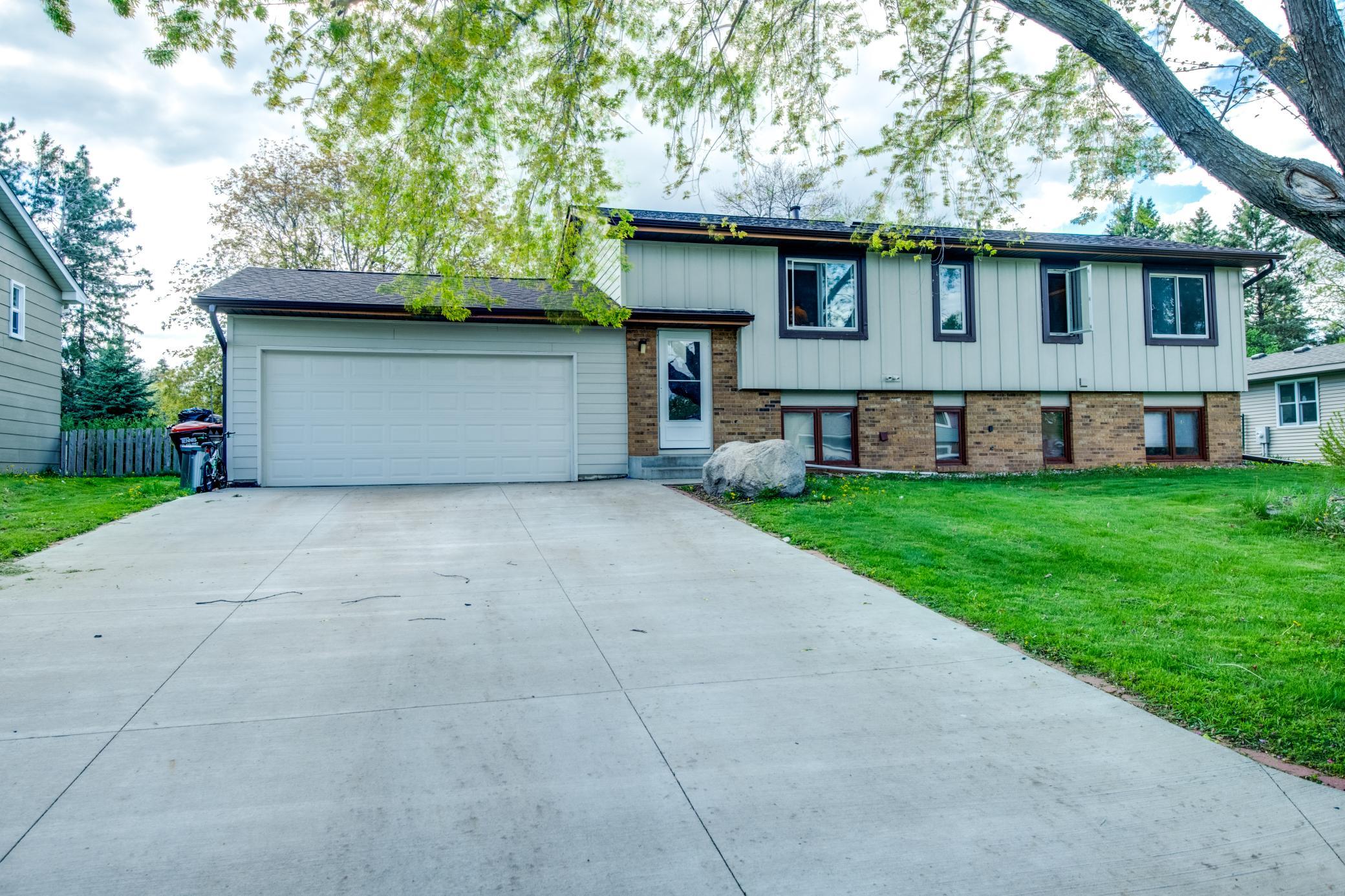 View of Residential at 511 Lakewood Drive, Maplewood MN 55119, Maplewood - Mike Wilen | Minnesota Team Real Estate