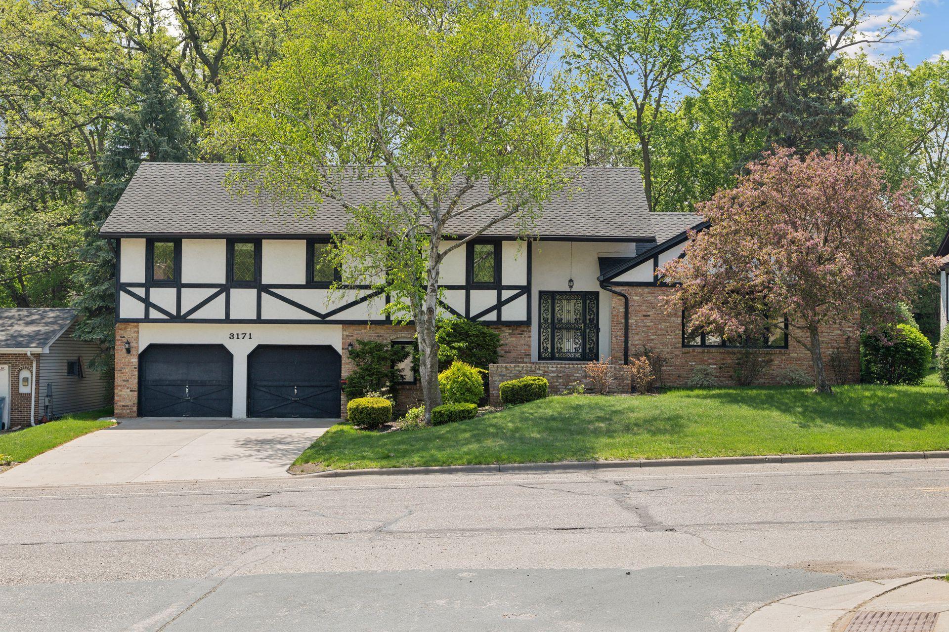 View of Residential at 3171 Innsbruck Drive, North Saint Paul MN 55112, North Saint Paul - Mike Wilen | Minnesota Team Real Estate