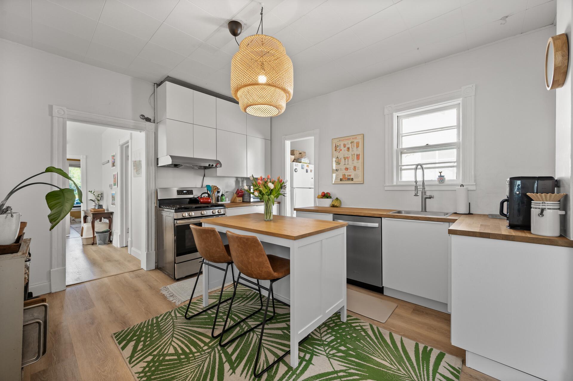 View of Residential Income at 735 Fillmore Street, Minneapolis MN 55413, Minneapolis - Mike Wilen | Minnesota Team Real Estate
