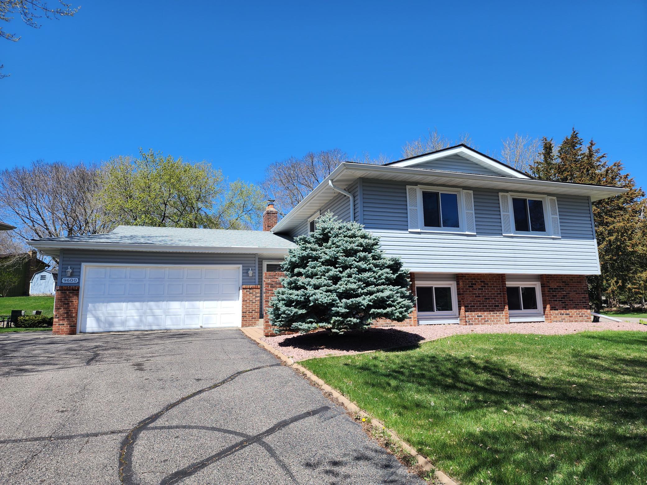 View of Residential at 9600 Friar Drive, Eden Prairie MN 55347, Eden Prairie - Mike Wilen | Minnesota Team Real Estate