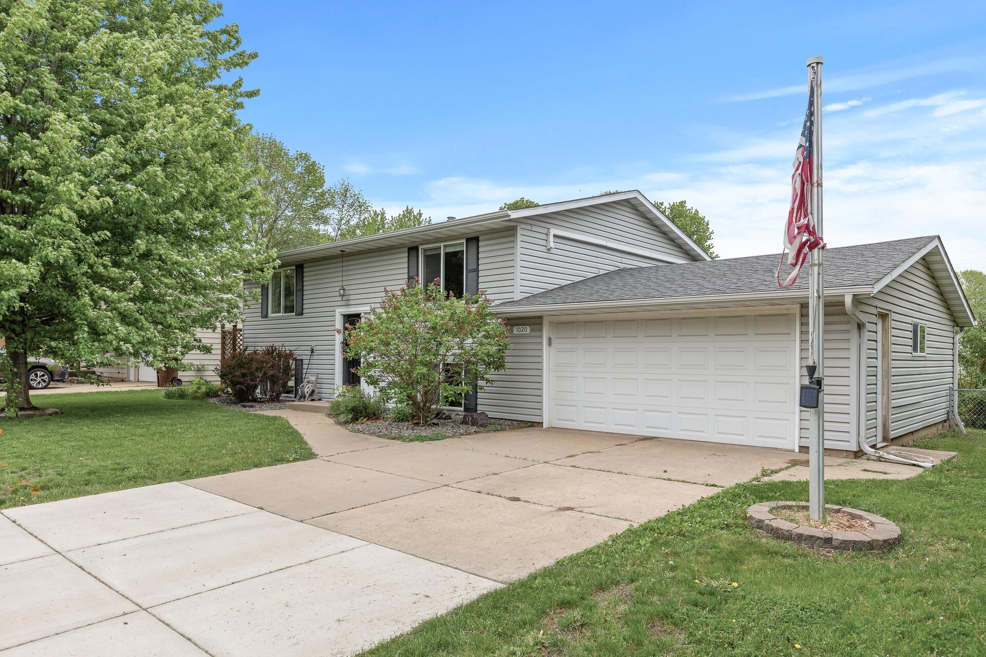 View of Residential at 1020 15th Street, Hastings MN 55033, Hastings - Mike Wilen | Minnesota Team Real Estate