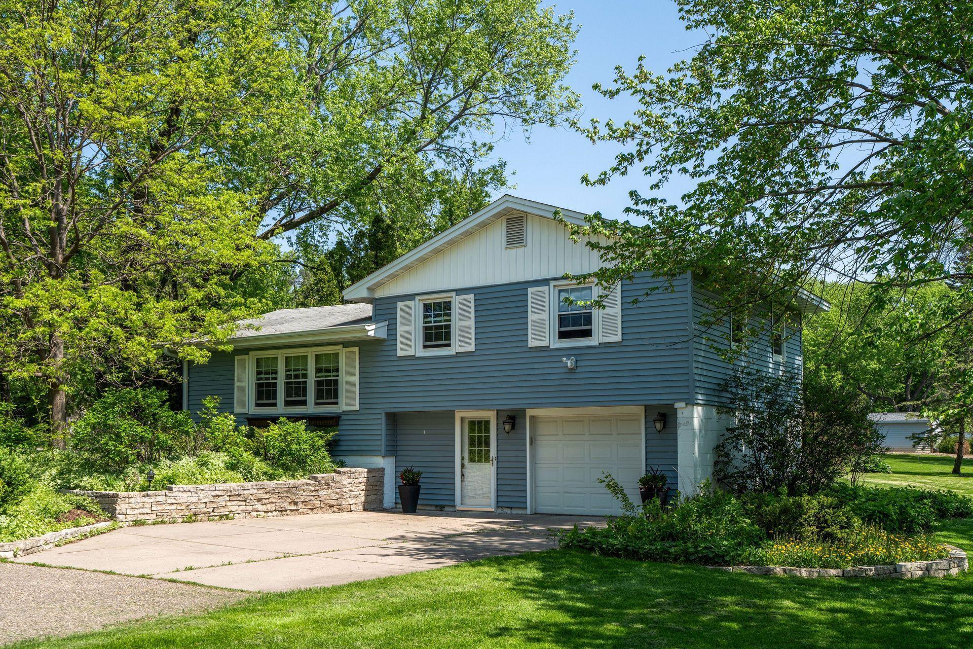 View of Residential at 401 Whitegate Lane, Wayzata MN 55391, Wayzata - Mike Wilen | Minnesota Team Real Estate