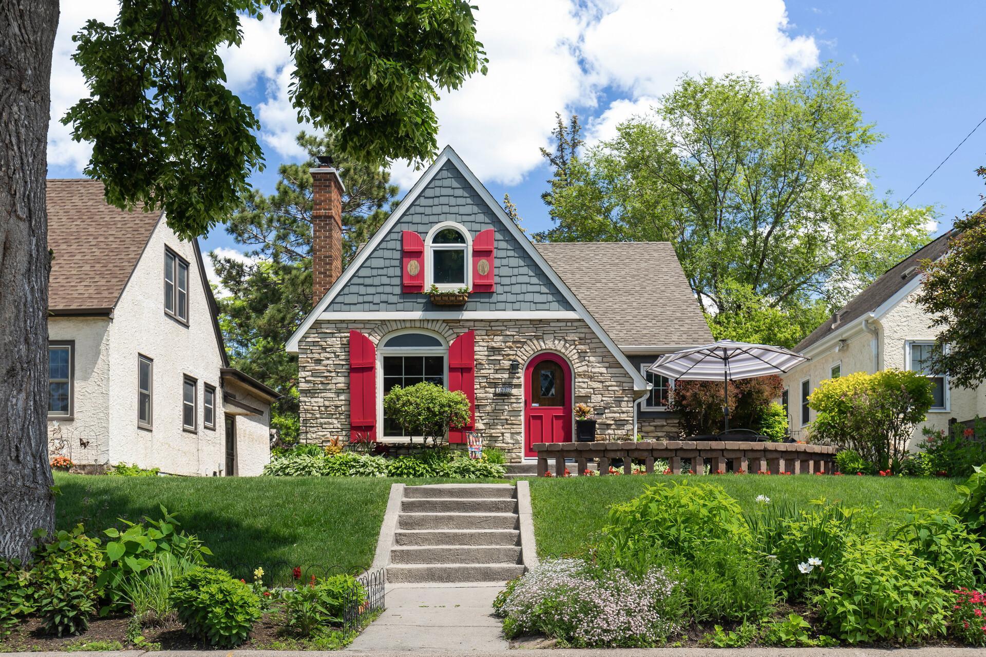 View of Residential at 3922 Xerxes Avenue, Minneapolis MN 55412, Minneapolis - Mike Wilen | Minnesota Team Real Estate