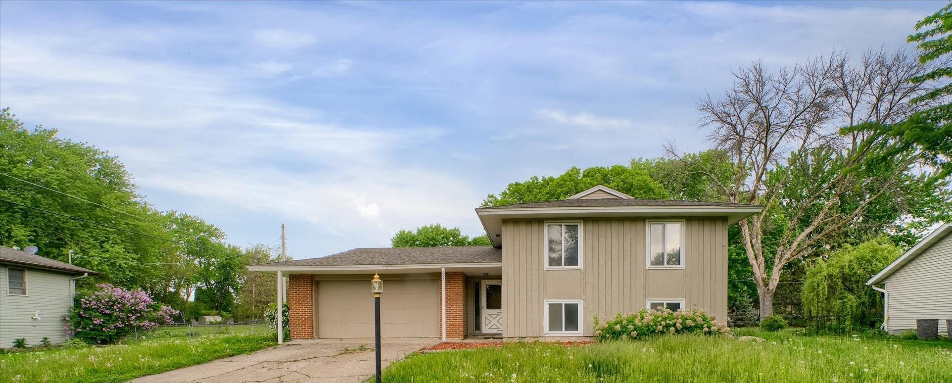 View of Residential at 962 Cortland Drive, Apple Valley MN 55124, Apple Valley - Mike Wilen | Minnesota Team Real Estate