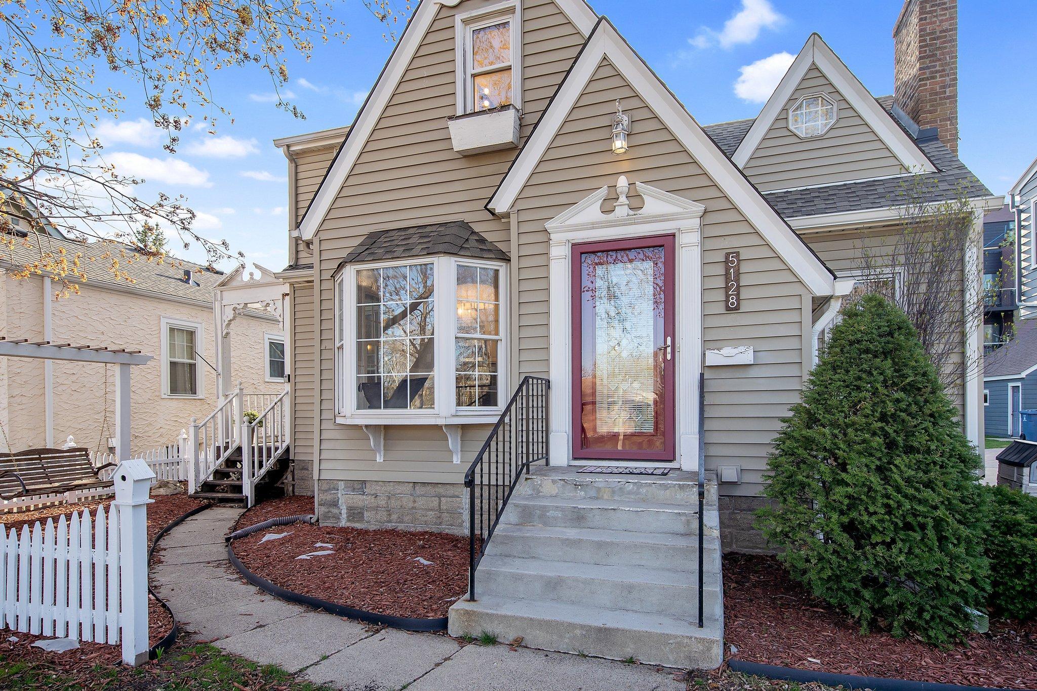 View of Residential at 5128 Ewing Avenue, Minneapolis MN 55410, Minneapolis - Mike Wilen | Minnesota Team Real Estate