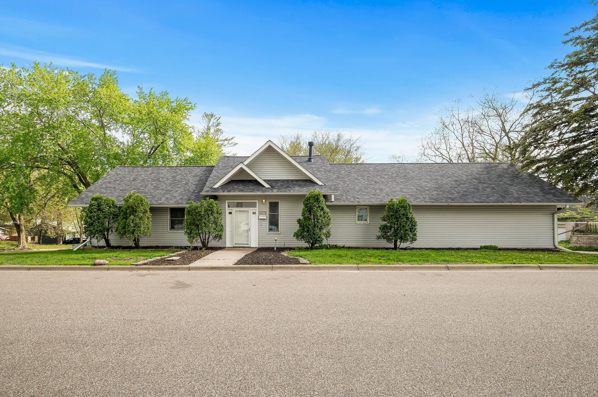 View of Residential at 3257 Grimes Avenue, Robbinsdale MN 55422, Robbinsdale - Mike Wilen | Minnesota Team Real Estate