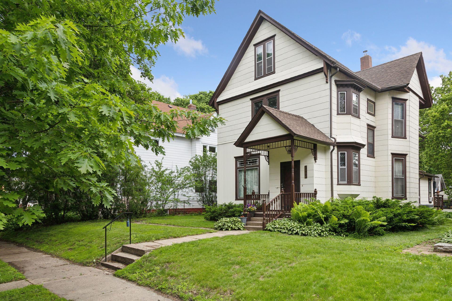 View of Residential at 2006 Carroll Avenue, Saint Paul MN 55104, Saint Paul - Mike Wilen | Minnesota Team Real Estate