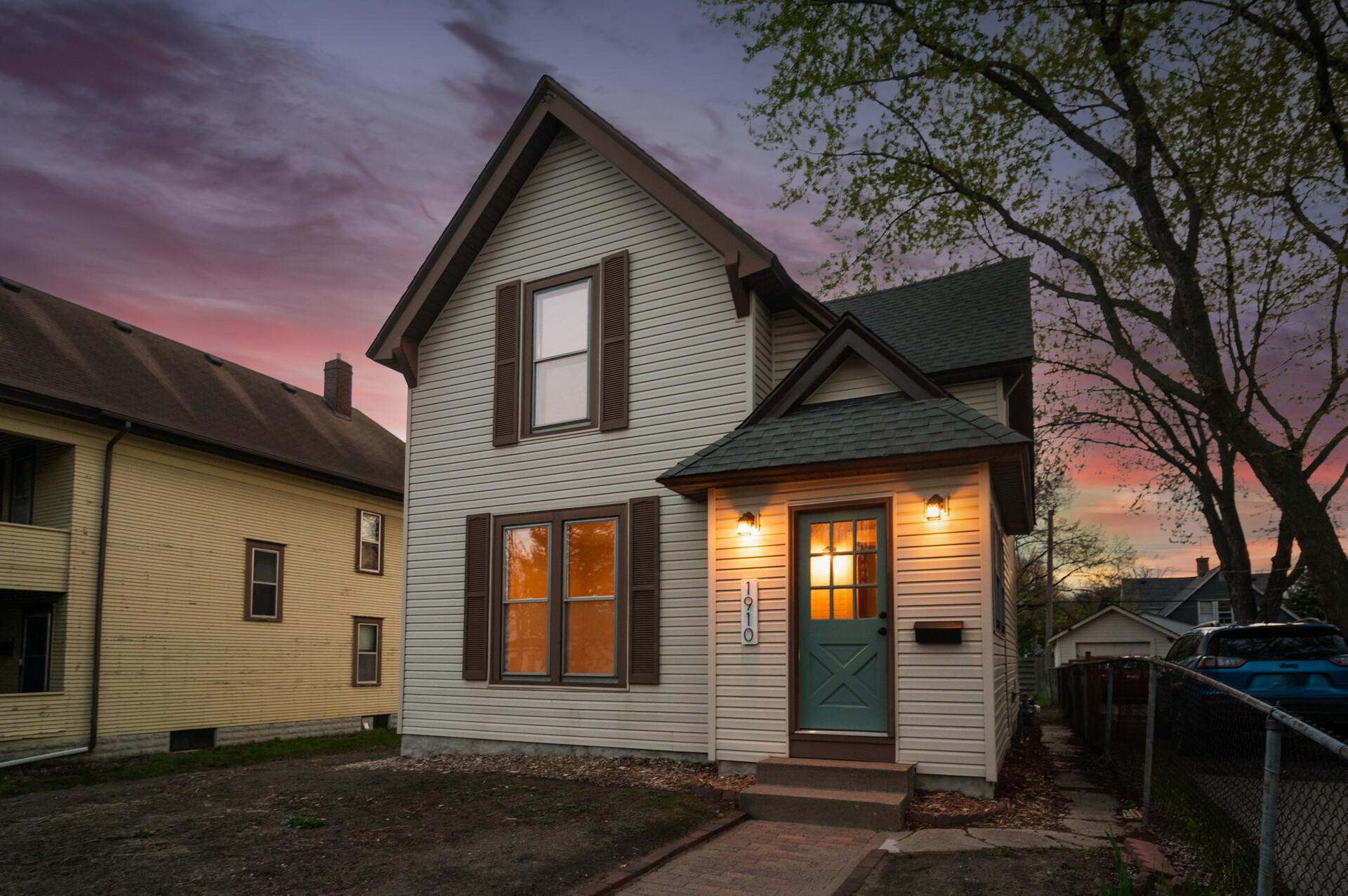 View of Residential at 1910 Buchanan Street, Minneapolis MN 55418, Minneapolis - Mike Wilen | Minnesota Team Real Estate