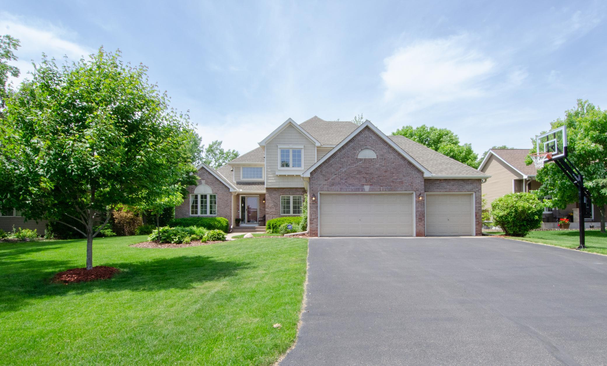 View of Residential at 4013 Hollyhock Circle, Brooklyn Park MN 55443, Brooklyn Park - Mike Wilen | Minnesota Team Real Estate