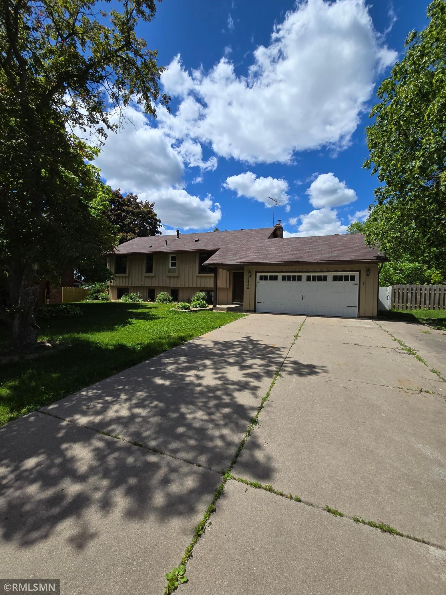 View of Residential at 6925 Innsdale Avenue Court, Cottage Grove MN 55016, Cottage Grove - Mike Wilen | Minnesota Team Real Estate