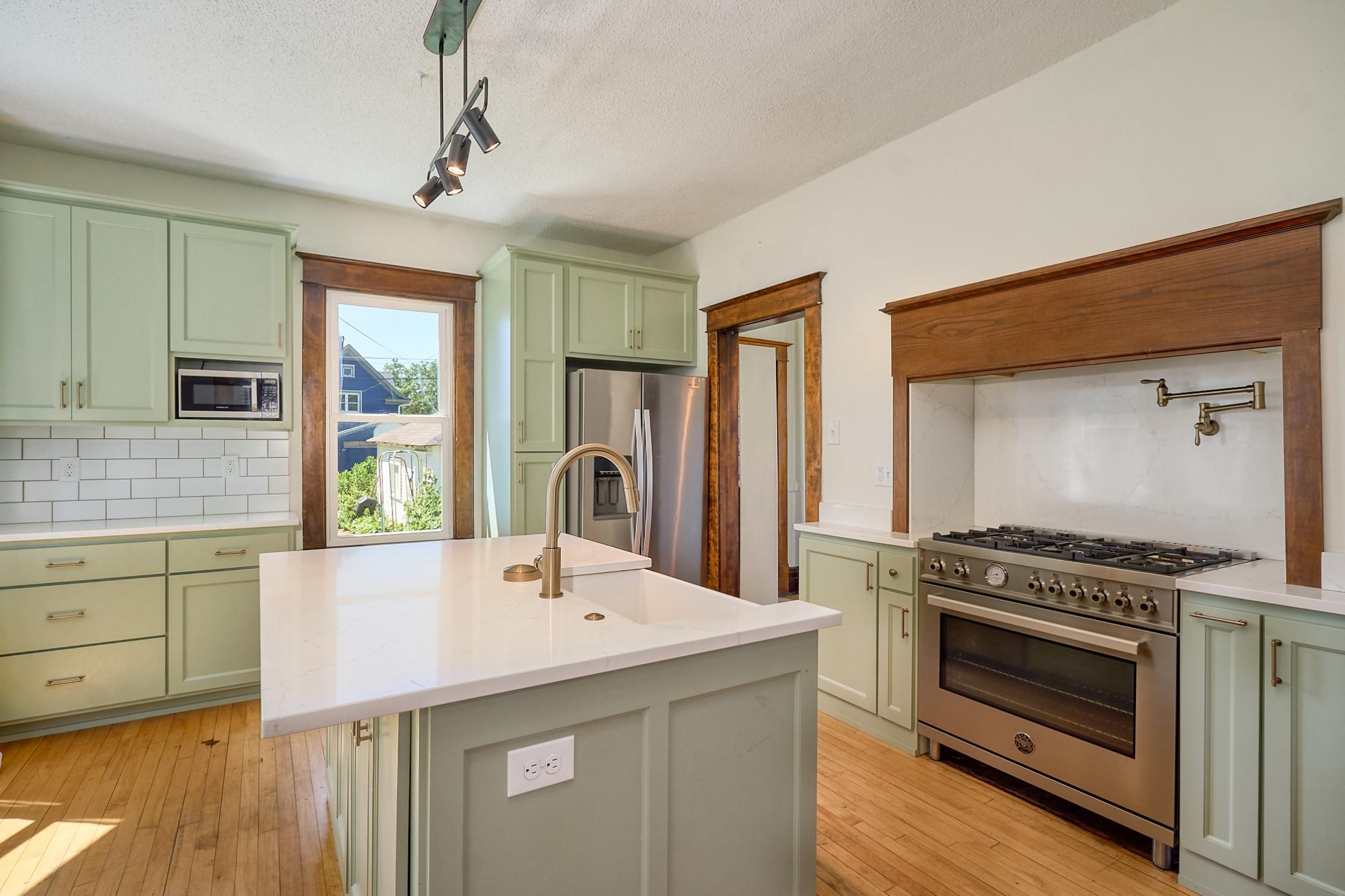 View of Residential at 886 Central Avenue, Saint Paul MN 55104, Saint Paul - Mike Wilen | Minnesota Team Real Estate