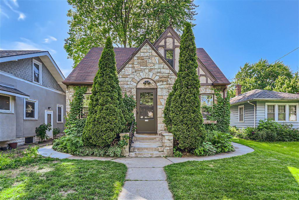 View of Residential Income at 4220 Snelling Avenue, Minneapolis MN 55406, Minneapolis - Mike Wilen | Minnesota Team Real Estate