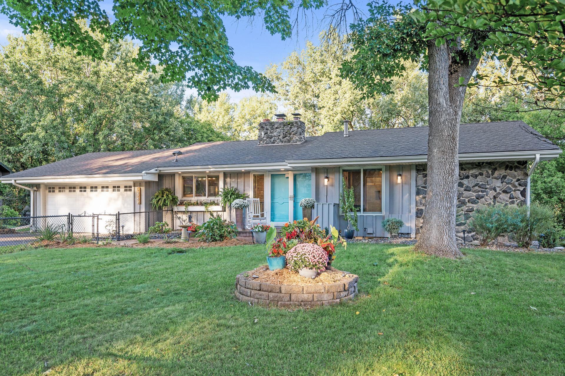 View of Residential at 12752 Gordon Drive, Eden Prairie MN 55346, Eden Prairie - Mike Wilen | Minnesota Team Real Estate