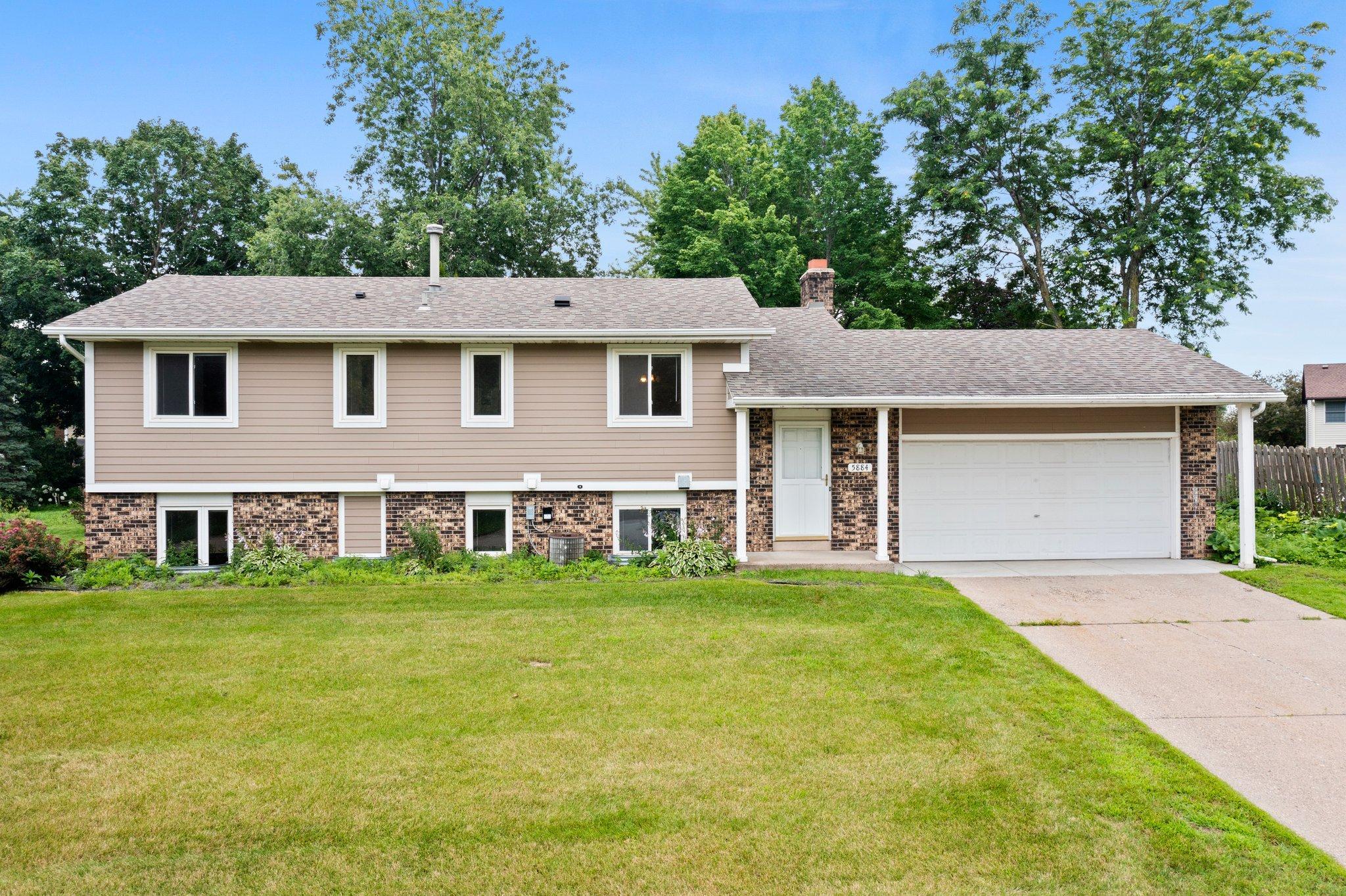 View of Residential at 5884 139th Street, Apple Valley MN 55124, Apple Valley - Mike Wilen | Minnesota Team Real Estate