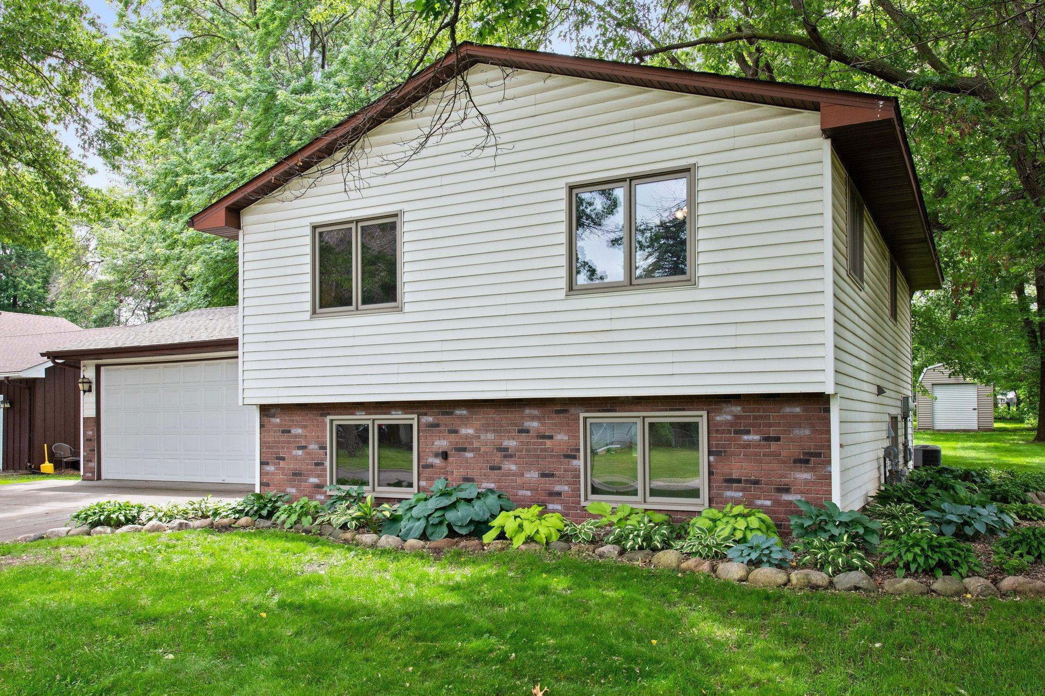 View of Residential at 358 Laurie Road, Maplewood MN 55117, Maplewood - Mike Wilen | Minnesota Team Real Estate