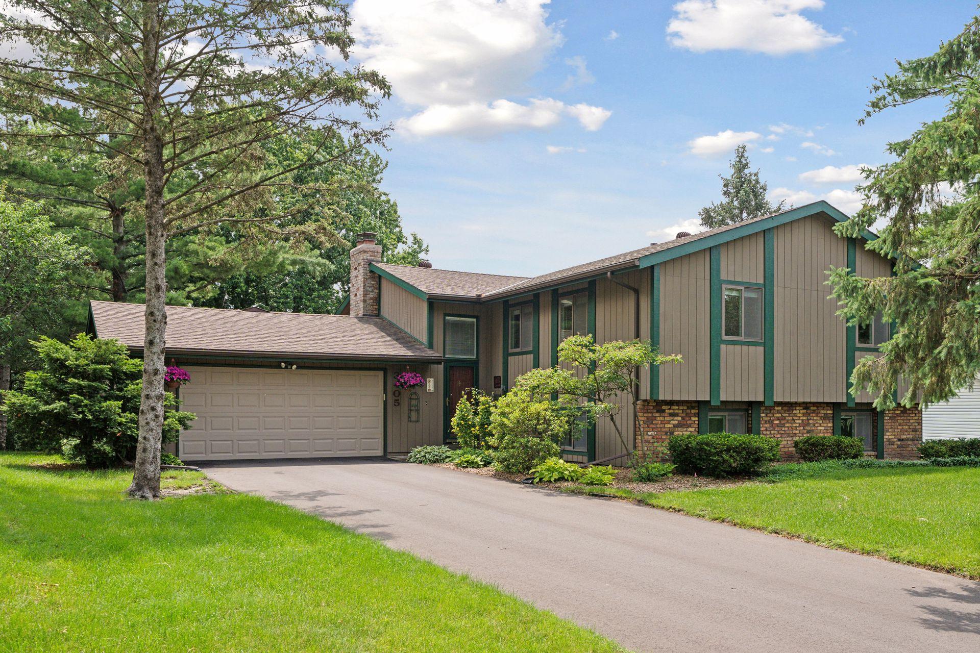 View of Residential at 3405 Red Oak Circle, Burnsville MN 55337, Burnsville - Mike Wilen | Minnesota Team Real Estate