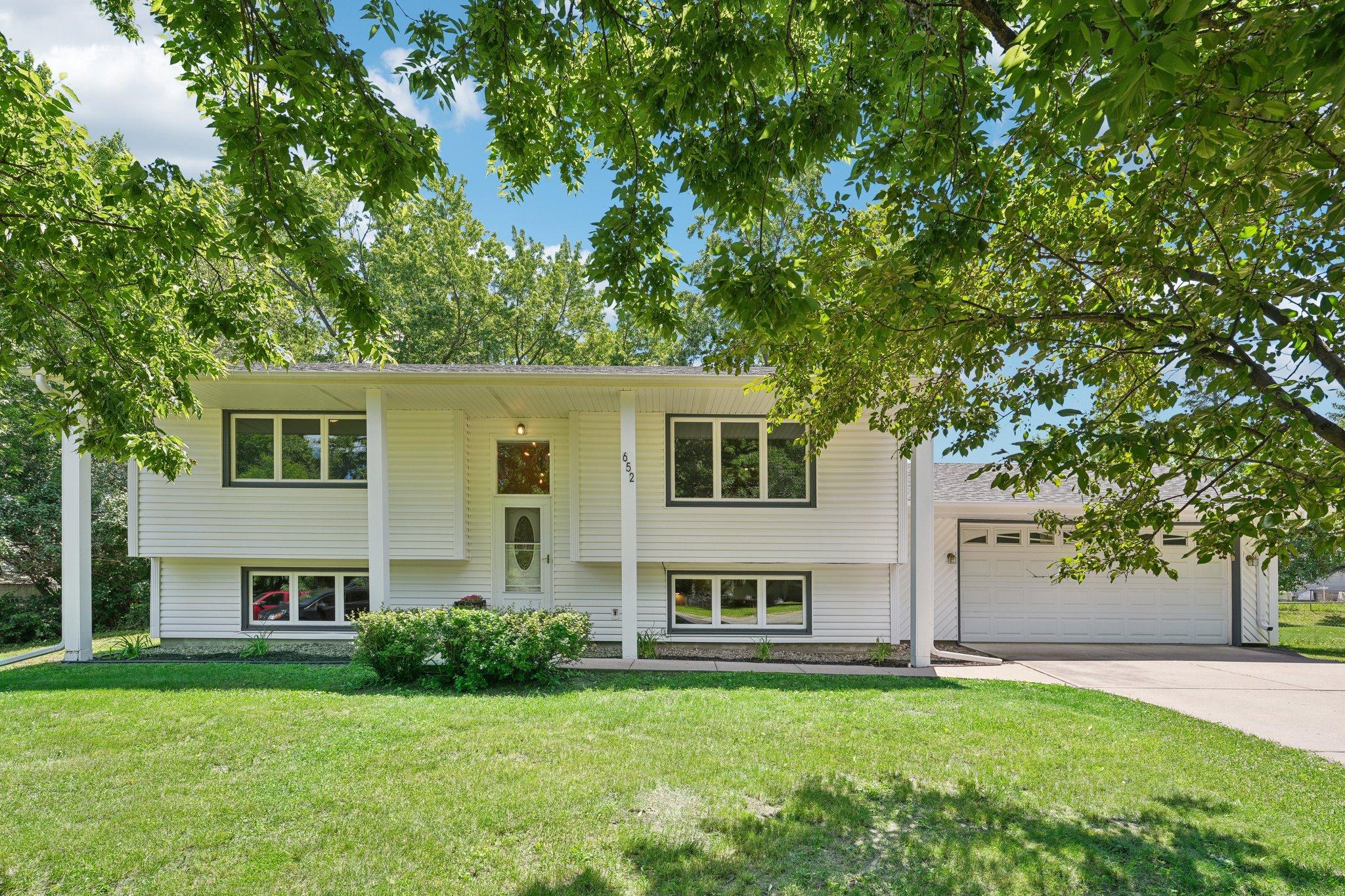 View of Residential at 652 Iona Lane, Roseville MN 55113, Roseville - Mike Wilen | Minnesota Team Real Estate