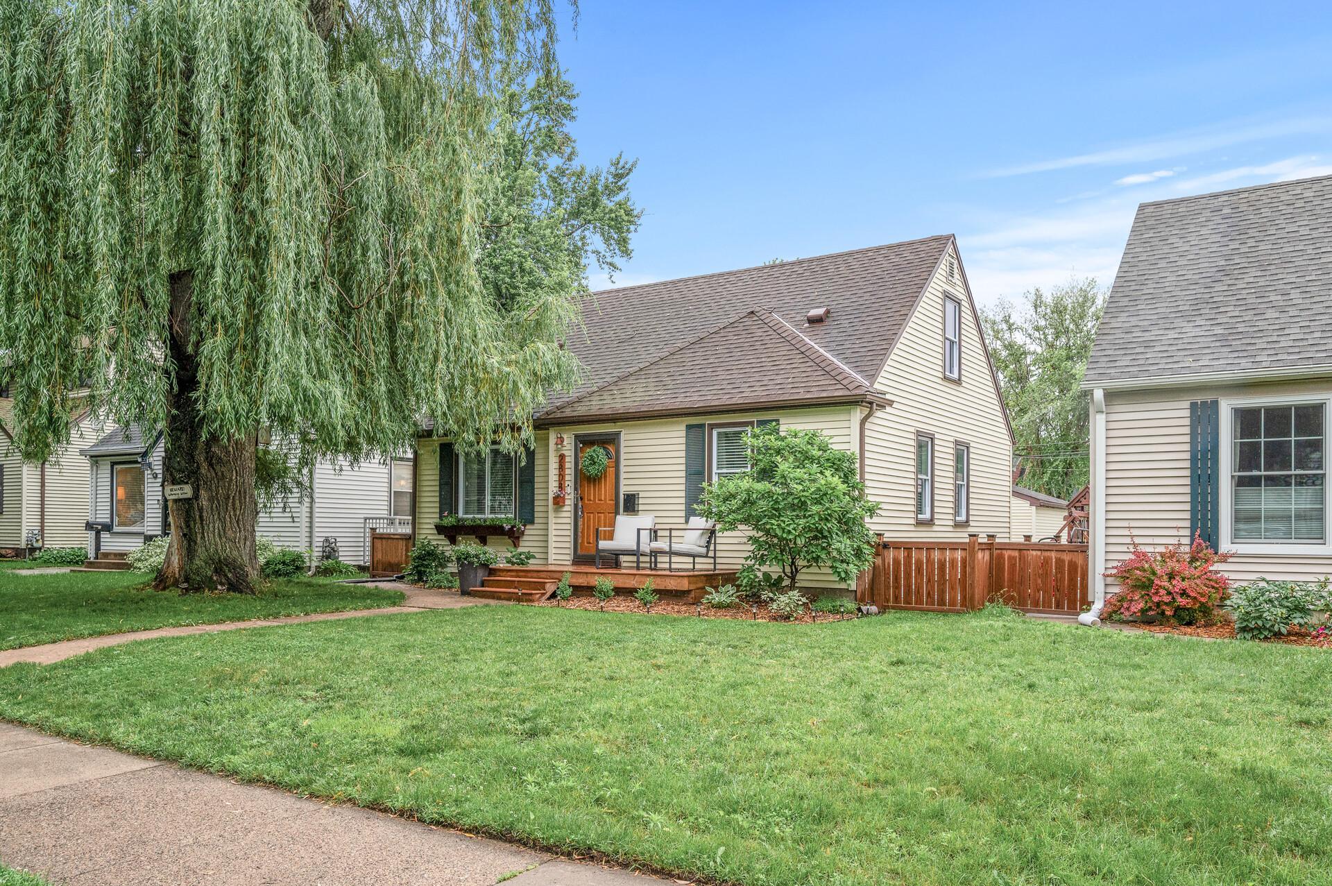 View of Residential at 2808 Idaho Avenue, Saint Louis Park MN 55426, Saint Louis Park - Mike Wilen | Minnesota Team Real Estate