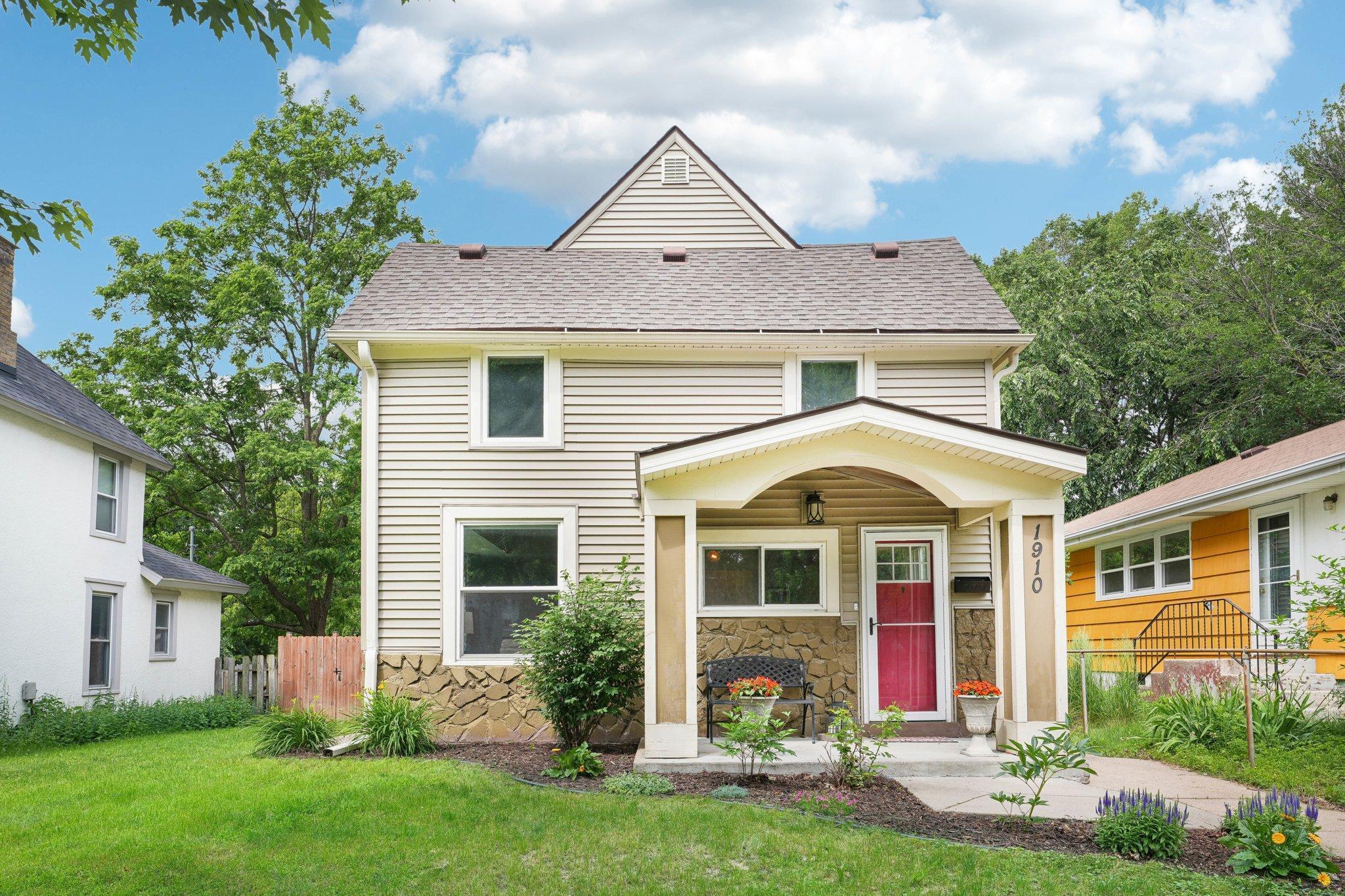 View of Residential at 1910 Hayes Street, Minneapolis MN 55418, Minneapolis - Mike Wilen | Minnesota Team Real Estate