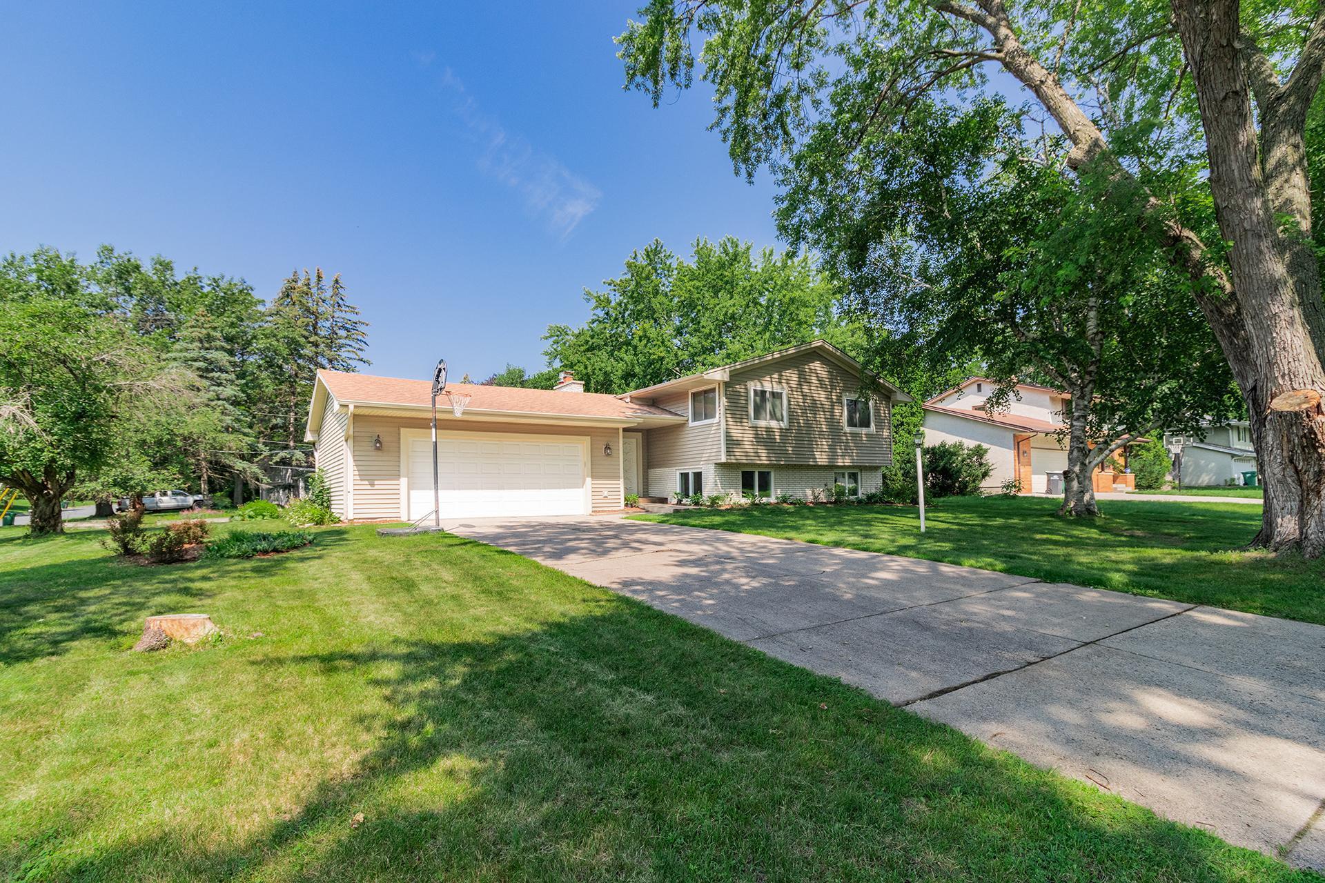 View of Residential at 3409 Nancy Place, Shoreview MN 55126, Shoreview - Mike Wilen | Minnesota Team Real Estate