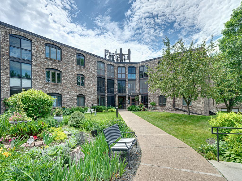 View of Residential at 1860 Eagle Ridge Drive #W307, Mendota Heights MN 55118, Mendota Heights - Mike Wilen | Minnesota Team Real Estate