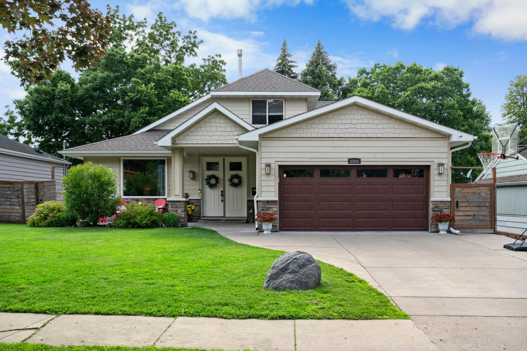 View of Residential at 1800 Hampshire Avenue, Saint Paul MN 55116, Saint Paul - Mike Wilen | Minnesota Team Real Estate