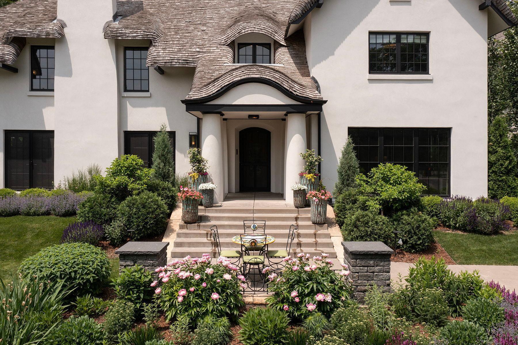 View of Residential at 2388 Lake Of The Isles Parkway, Minneapolis MN 55405, Minneapolis (62 of 88) - Mike Wilen | Minnesota Team Real Estate