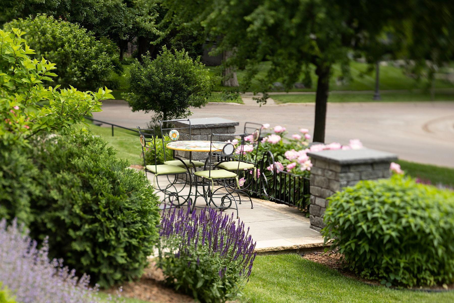 View of Residential at 2388 Lake Of The Isles Parkway, Minneapolis MN 55405, Minneapolis (70 of 88) - Mike Wilen | Minnesota Team Real Estate