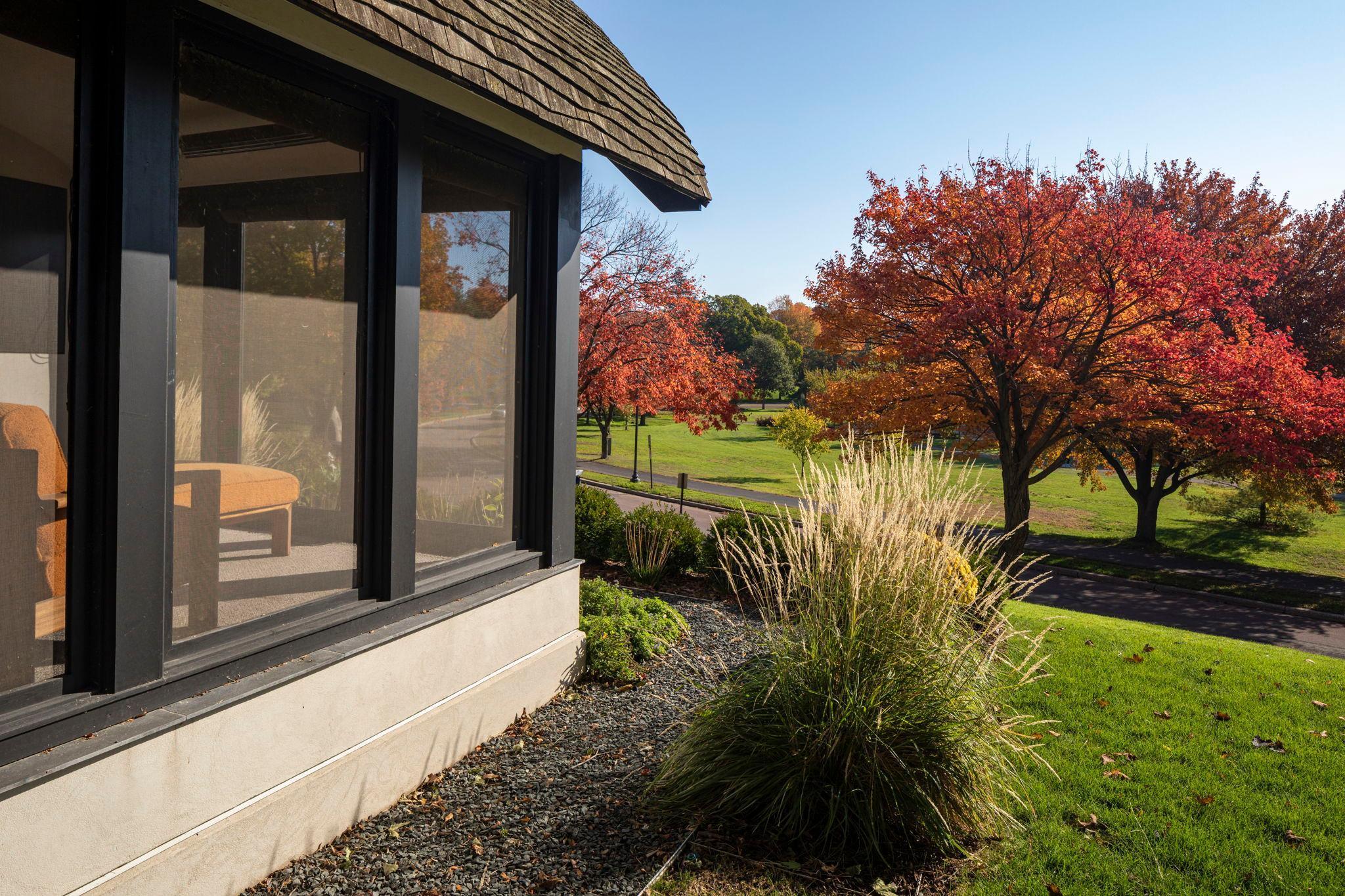 View of Residential at 2388 Lake Of The Isles Parkway, Minneapolis MN 55405, Minneapolis (76 of 88) - Mike Wilen | Minnesota Team Real Estate