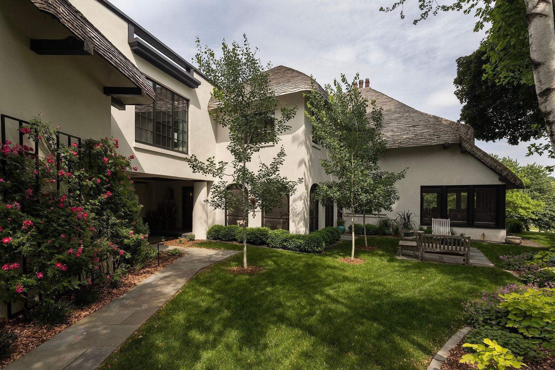 View of Residential at 2388 Lake Of The Isles Parkway, Minneapolis MN 55405, Minneapolis (77 of 88) - Mike Wilen | Minnesota Team Real Estate