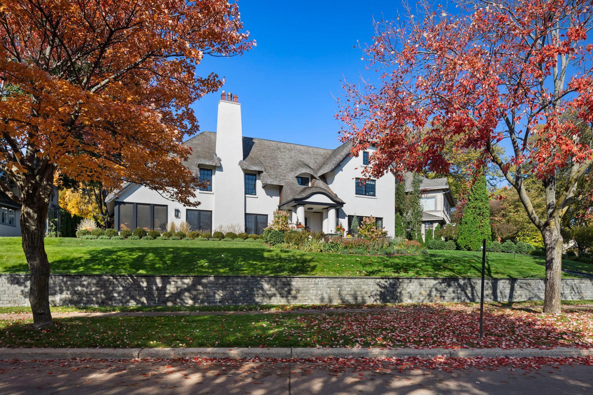 View of Residential at 2388 Lake Of The Isles Parkway, Minneapolis MN 55405, Minneapolis (81 of 88) - Mike Wilen | Minnesota Team Real Estate