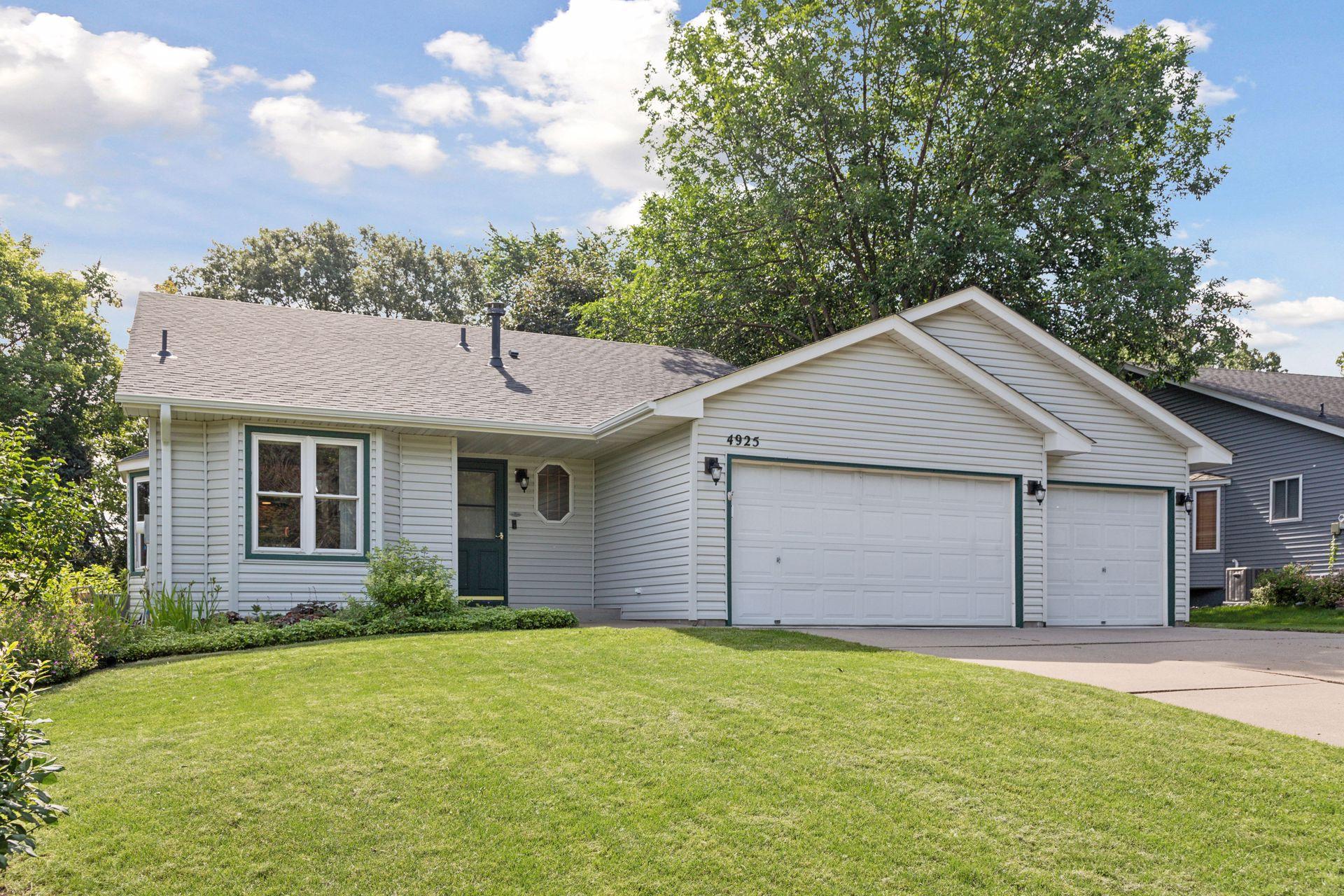 View of Residential at 4925 Heather Ridge Road, Oakdale MN 55128, Oakdale - Mike Wilen | Minnesota Team Real Estate