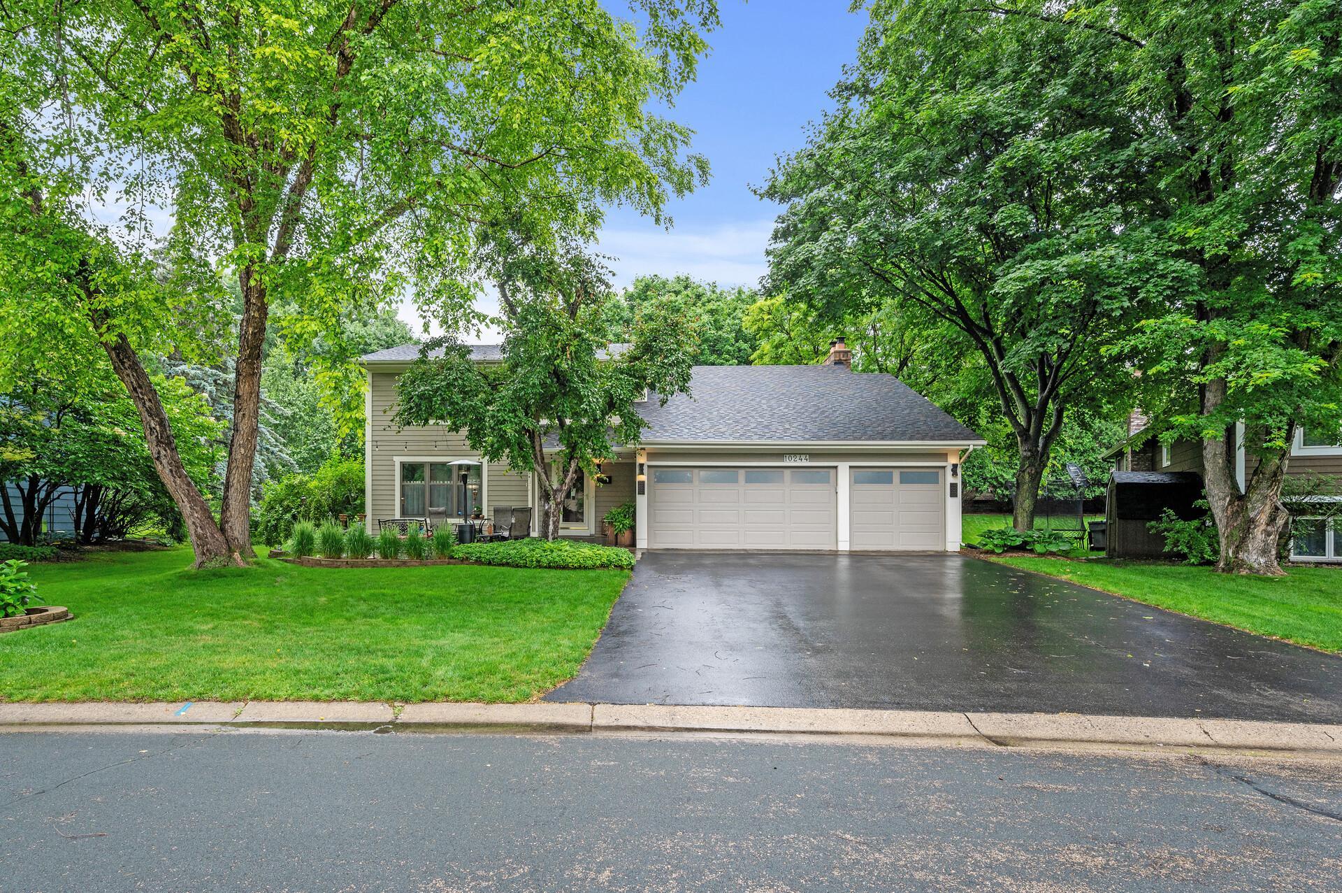 View of Residential at 10244 Nottingham Trail, Eden Prairie MN 55347, Eden Prairie - Mike Wilen | Minnesota Team Real Estate