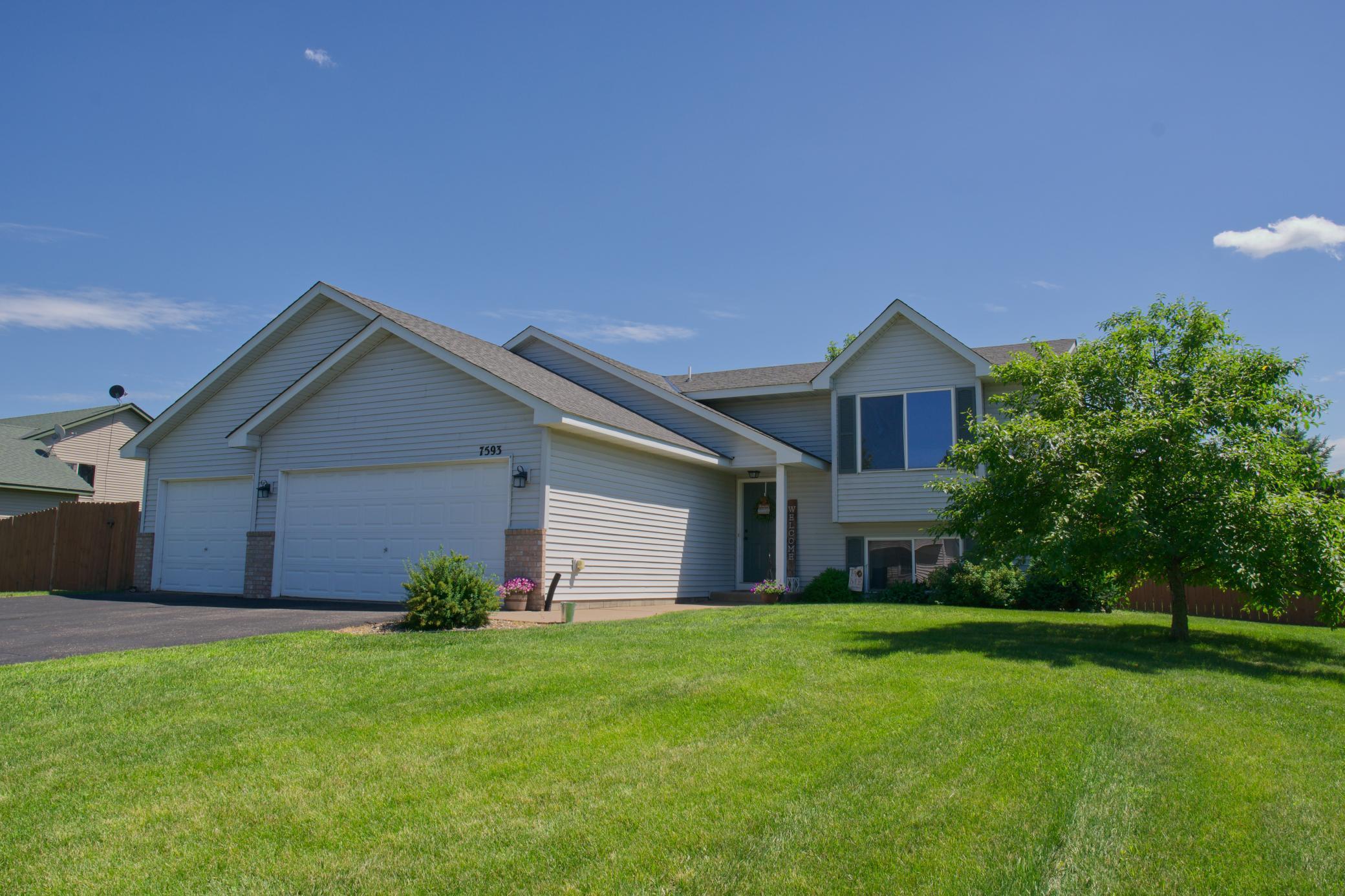 View of Residential at 7593 385th Street, North Branch MN 55056, North Branch - Mike Wilen | Minnesota Team Real Estate