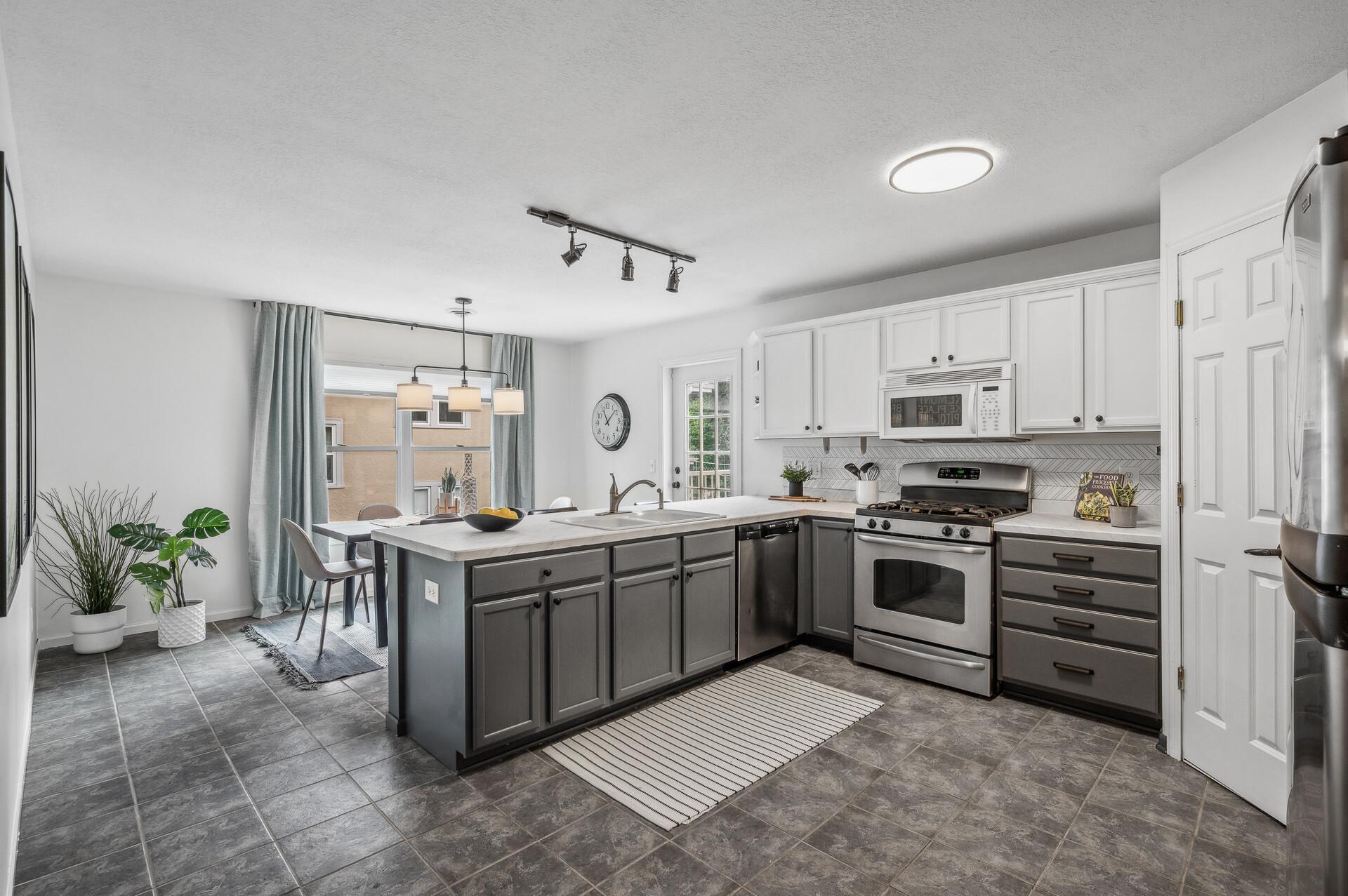 View of Residential at 203 31st Street, Minneapolis MN 55408, Minneapolis - Mike Wilen | Minnesota Team Real Estate