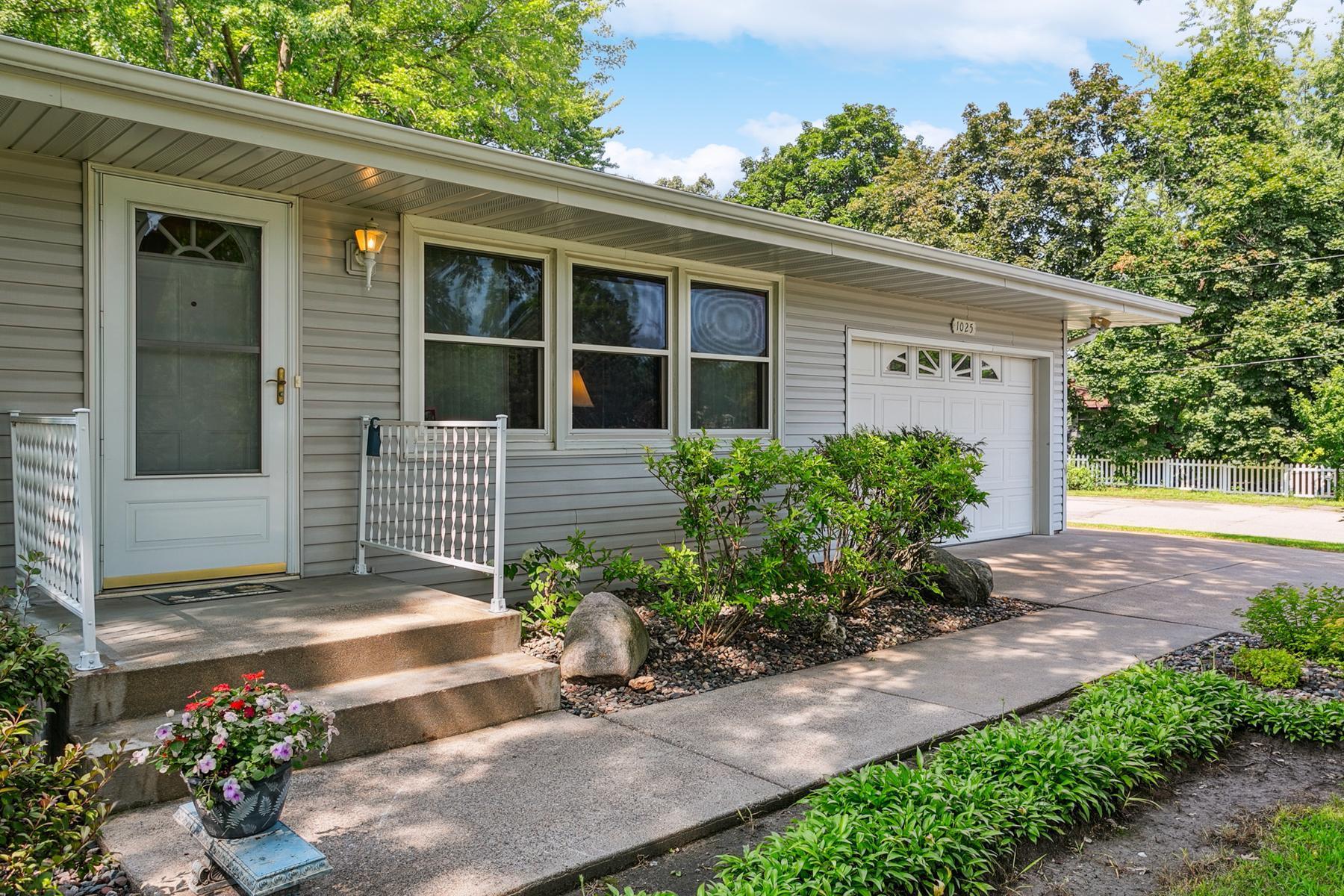 View of Residential at 1025 County Road 101, Minneapolis MN 55447, Minneapolis - Mike Wilen | Minnesota Team Real Estate