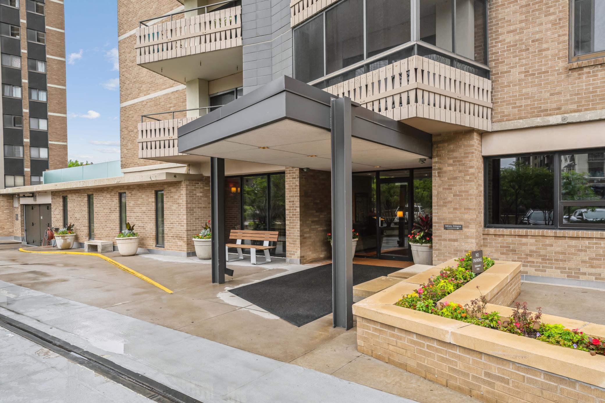 View of Residential at 400 Groveland Avenue #311, Minneapolis MN 55403, Minneapolis - Mike Wilen | Minnesota Team Real Estate