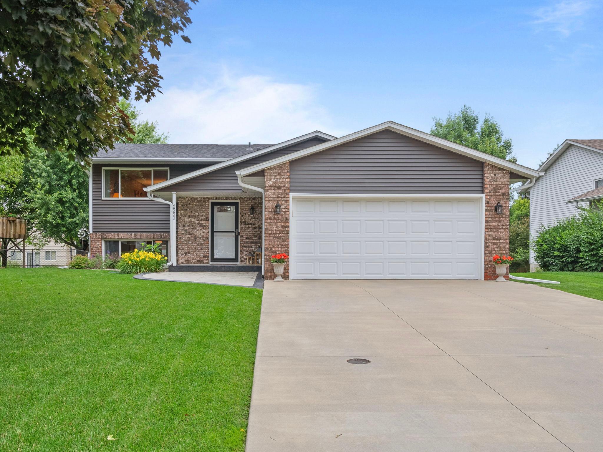 View of Residential at 6550 21st Street, Oakdale MN 55128, Oakdale - Mike Wilen | Minnesota Team Real Estate