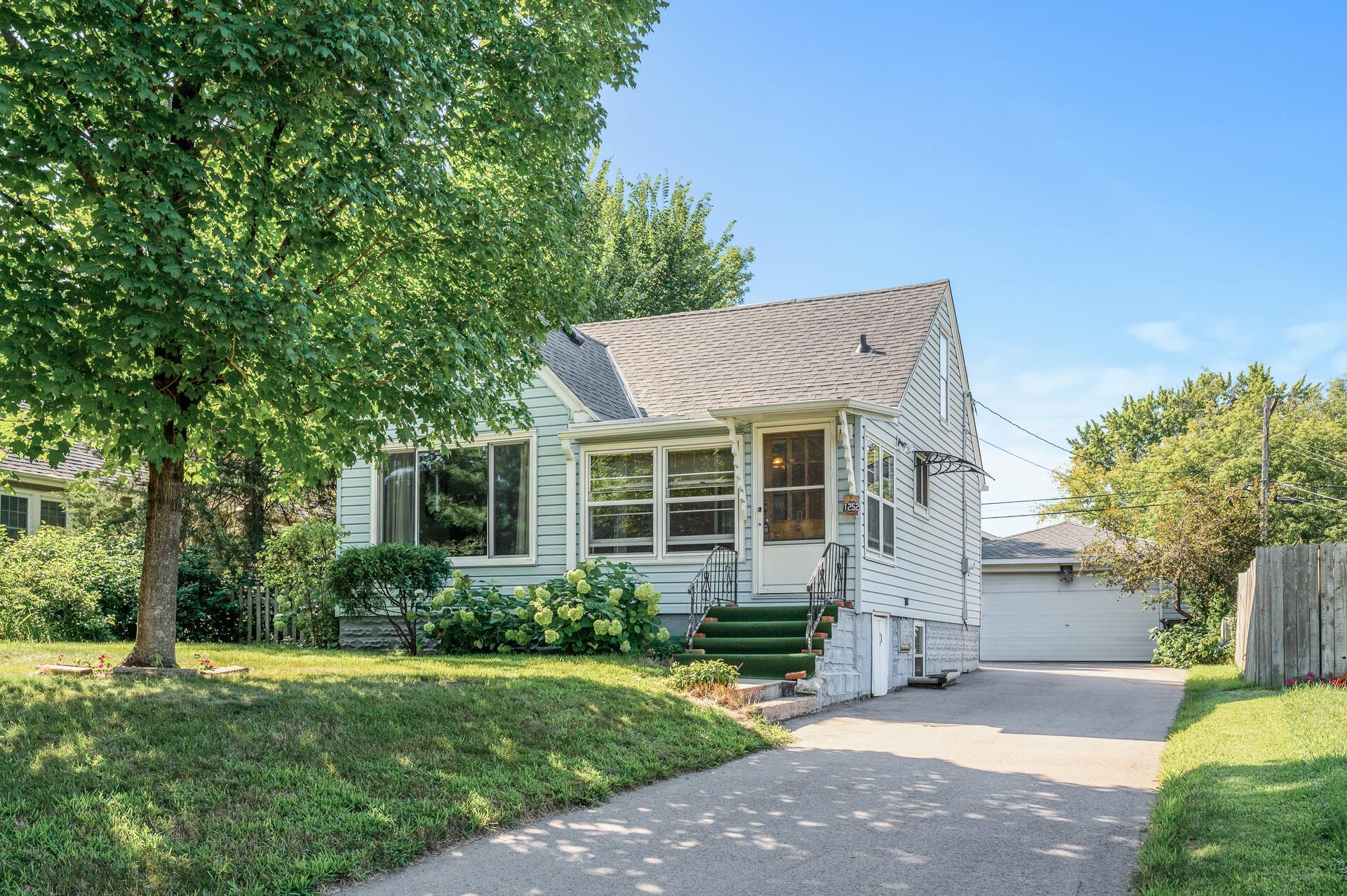 View of Residential at 1252 County Road B, Maplewood MN 55109, Maplewood - Mike Wilen | Minnesota Team Real Estate
