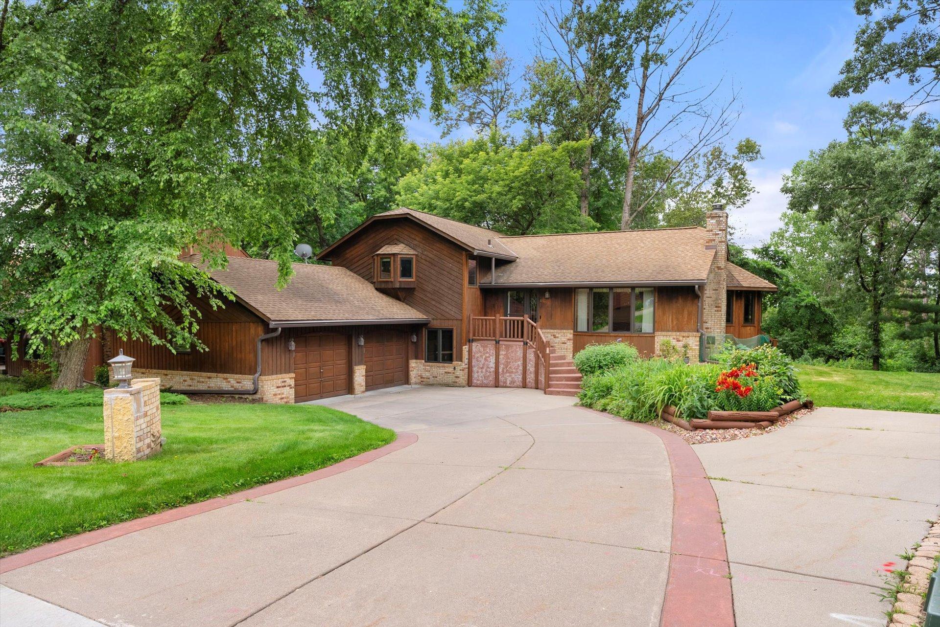 View of Residential at 617 Wiggins Road, Saint Paul MN 55119, Saint Paul - Mike Wilen | Minnesota Team Real Estate