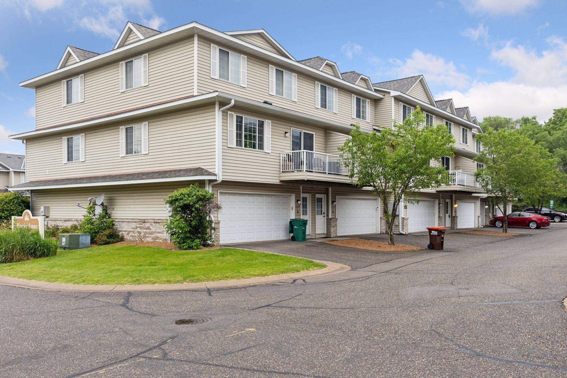 View of Residential at 1579 County Road D #I, Maplewood MN 55109, Maplewood - Mike Wilen | Minnesota Team Real Estate
