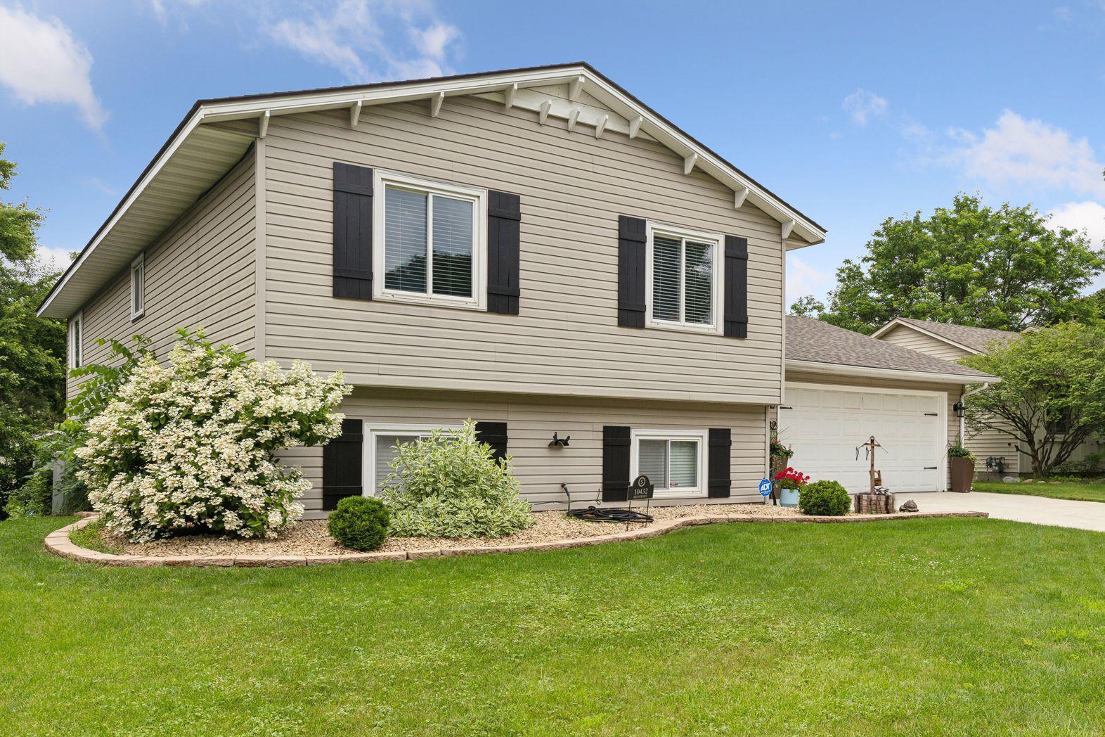 View of Residential at 10432 Xylon Road, Minneapolis MN 55438, Minneapolis - Mike Wilen | Minnesota Team Real Estate