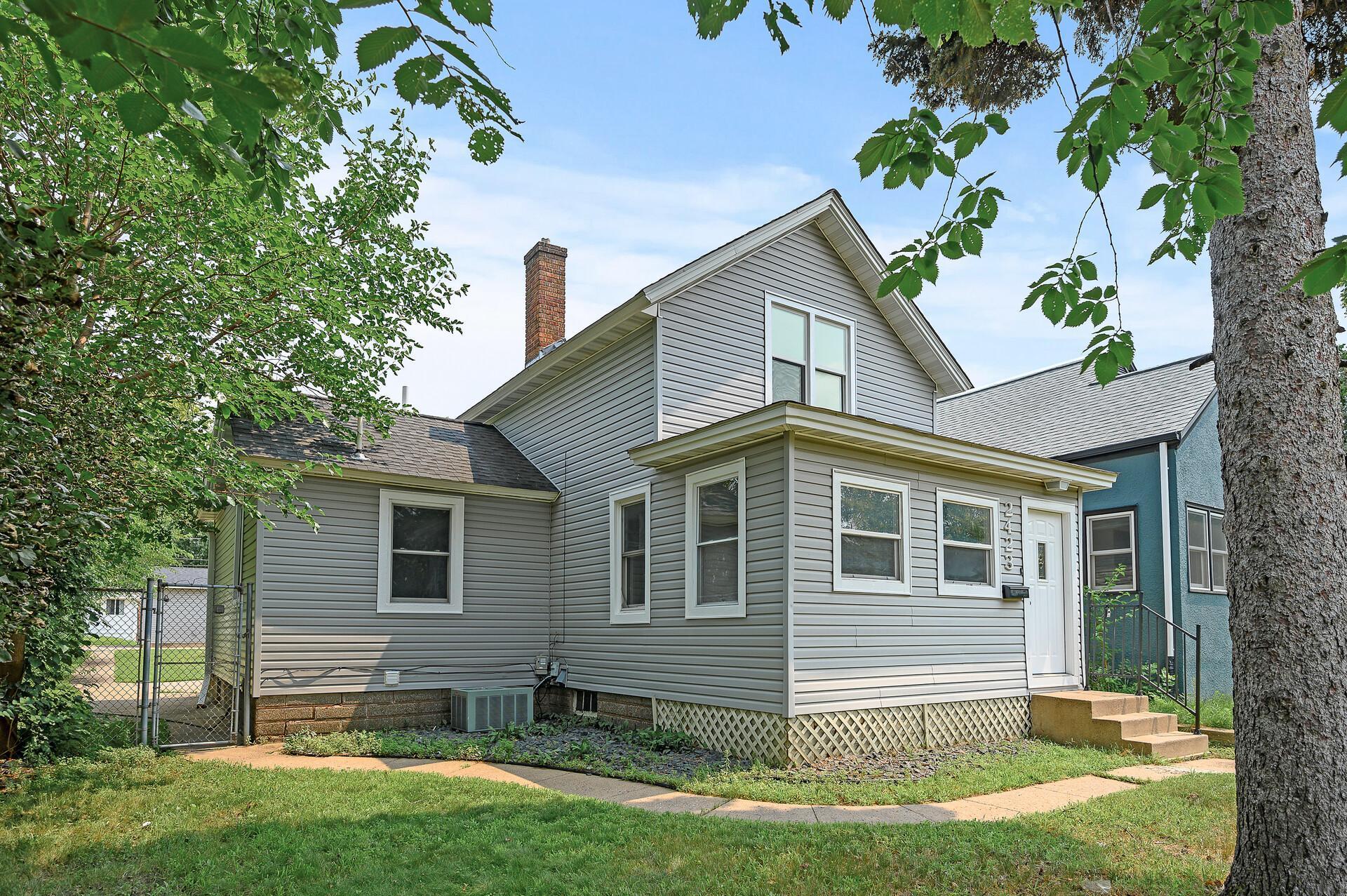 View of Residential at 2423 Quincy Street, Minneapolis MN 55418, Minneapolis - Mike Wilen | Minnesota Team Real Estate