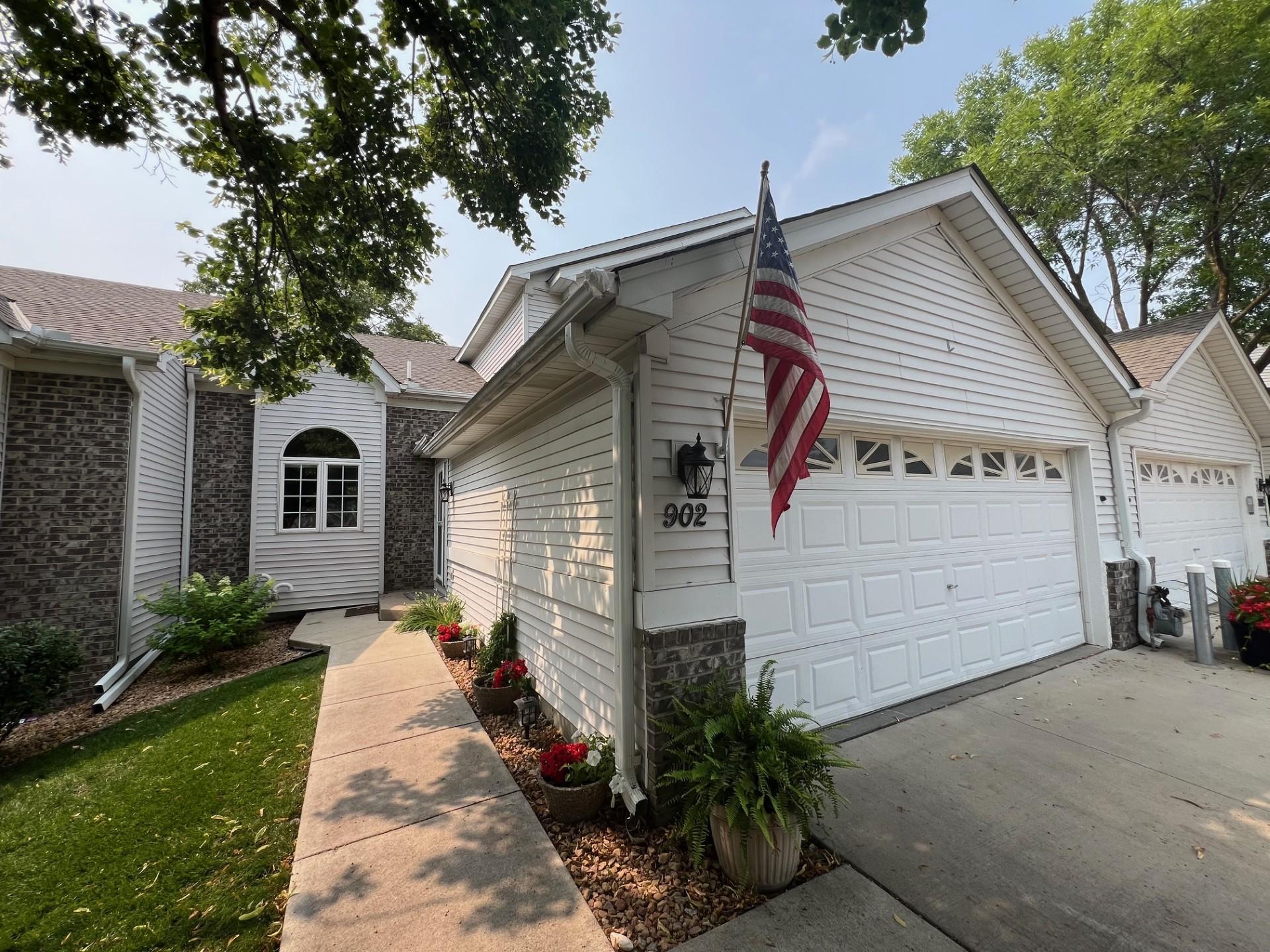 View of Residential at 902 Kimberly Lane, Chanhassen MN 55317, Chanhassen - Mike Wilen | Minnesota Team Real Estate