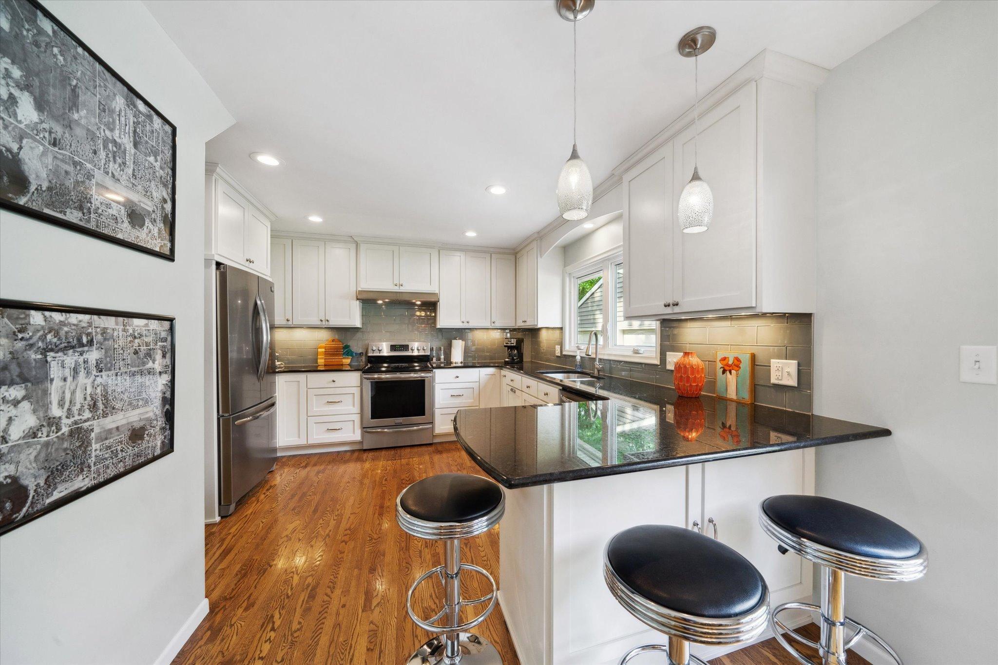 View of Residential at 8242 Vincent Avenue, Bloomington MN 55431, Bloomington - Mike Wilen | Minnesota Team Real Estate