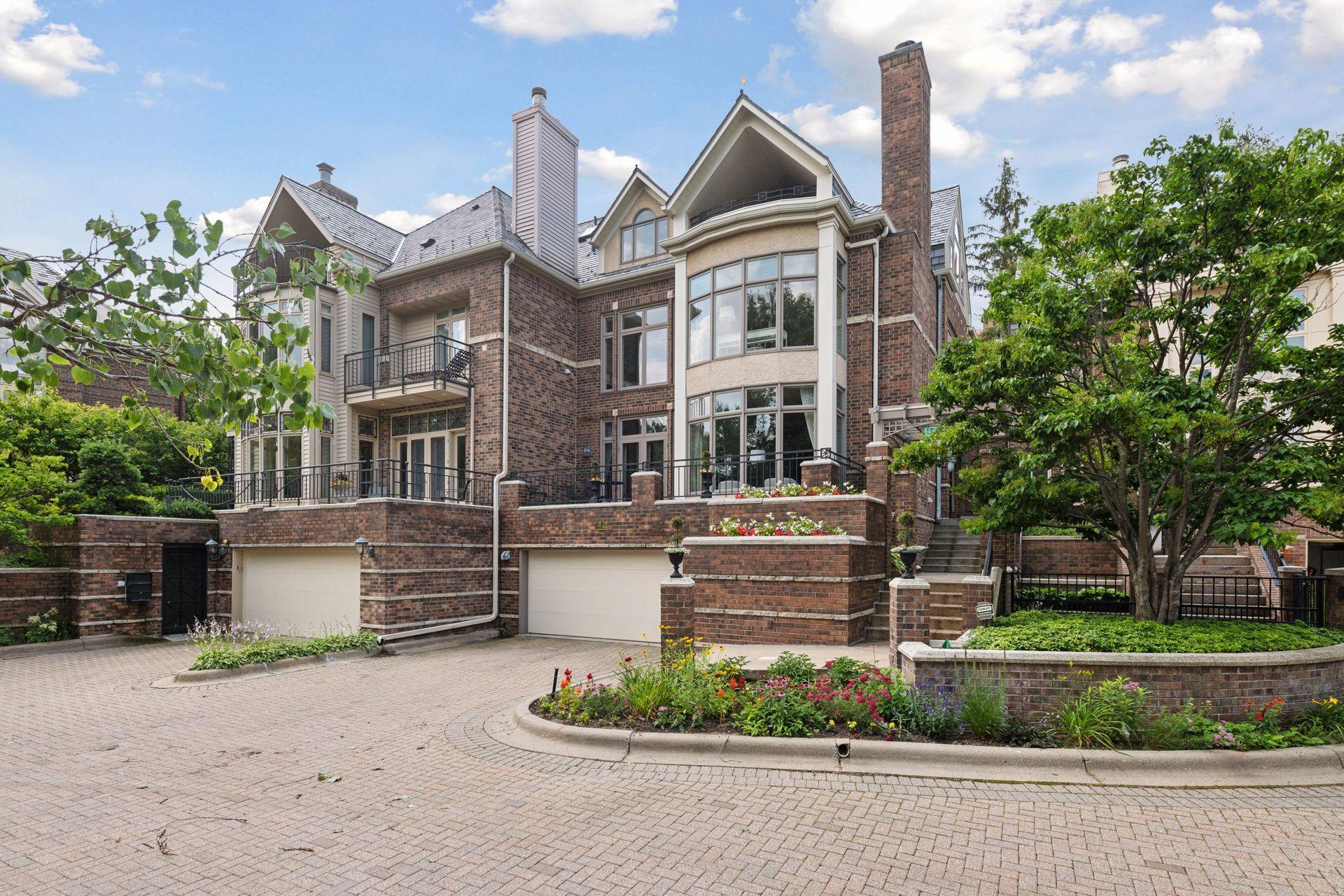 View of Residential at 114 Groveland Terrace, Minneapolis MN 55403, Minneapolis - Mike Wilen | Minnesota Team Real Estate