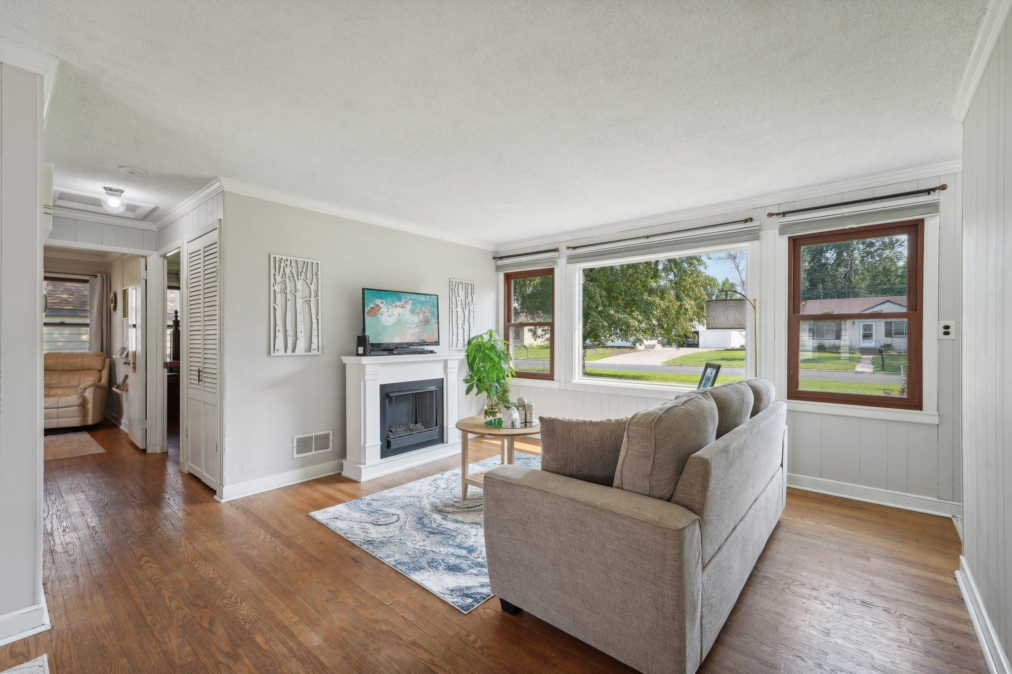 View of Residential at 2147 Floral Drive, White Bear Lake MN 55110, White Bear Lake - Mike Wilen | Minnesota Team Real Estate