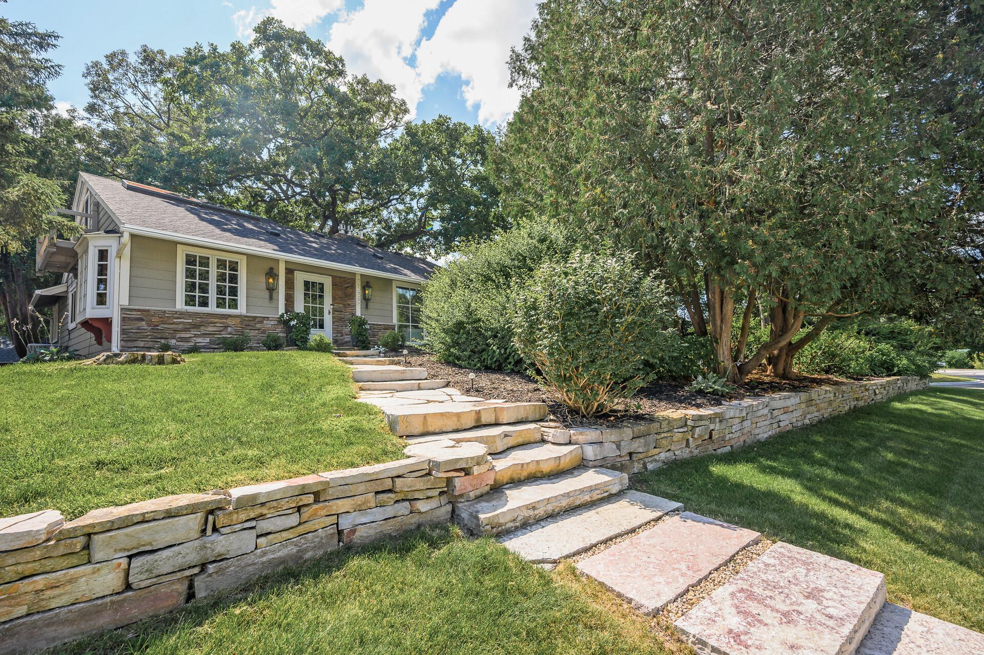 View of Residential at 2538 Shore Boulevard, White Bear Lake MN 55110, White Bear Lake - Mike Wilen | Minnesota Team Real Estate