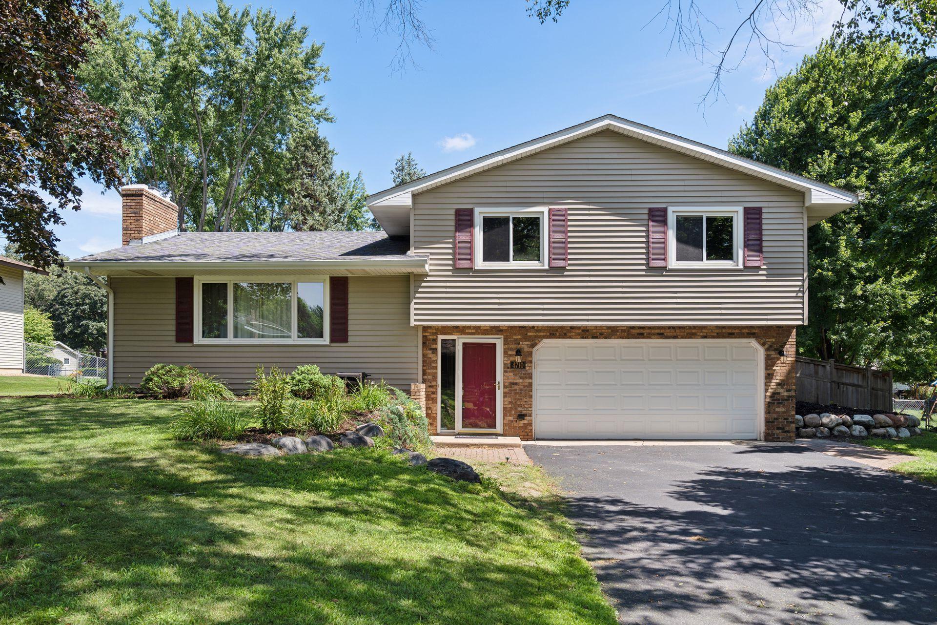 View of Residential at 4710 Kevin Lane, Shoreview MN 55126, Shoreview - Mike Wilen | Minnesota Team Real Estate